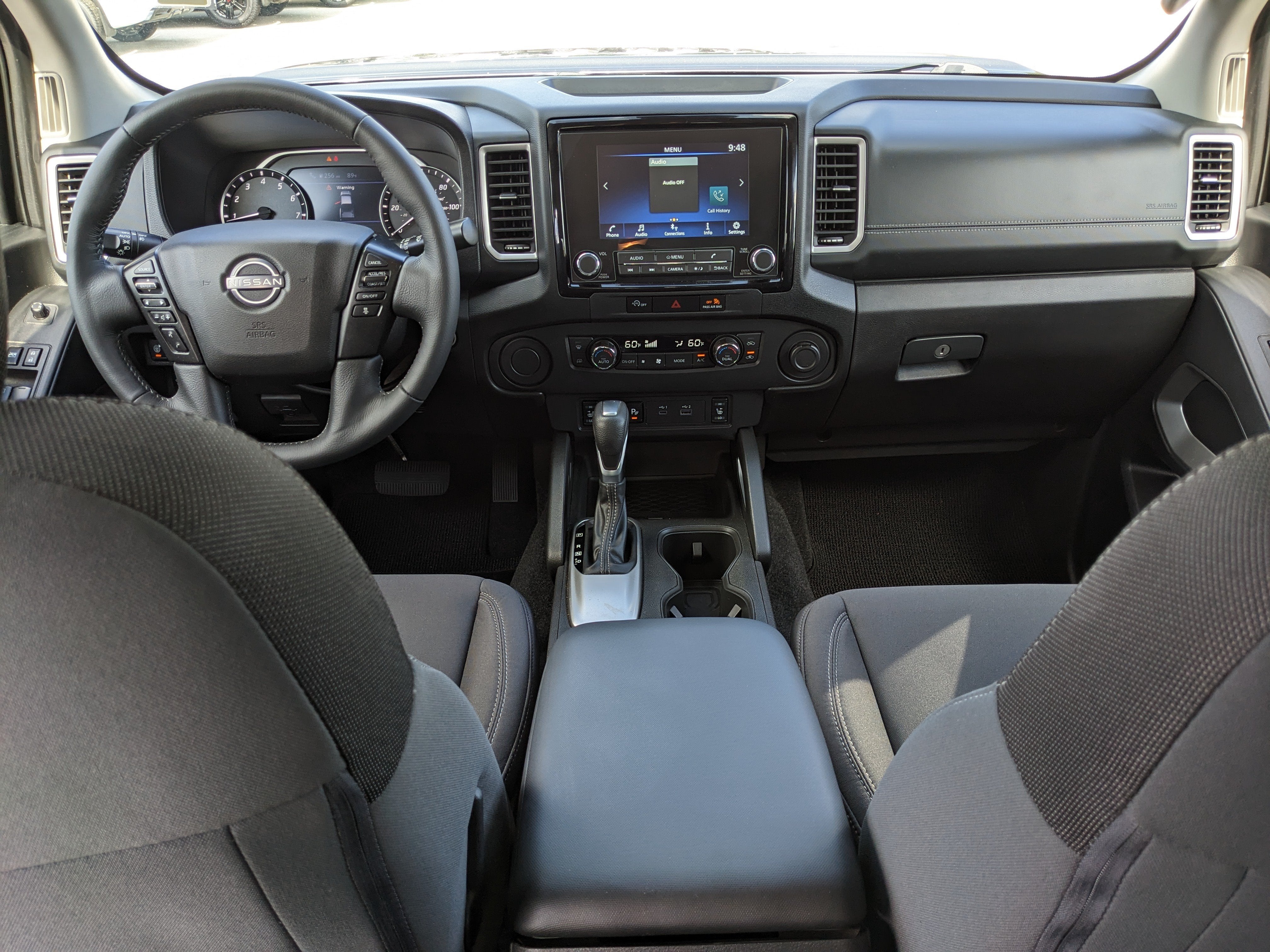 2024 Nissan Frontier SV