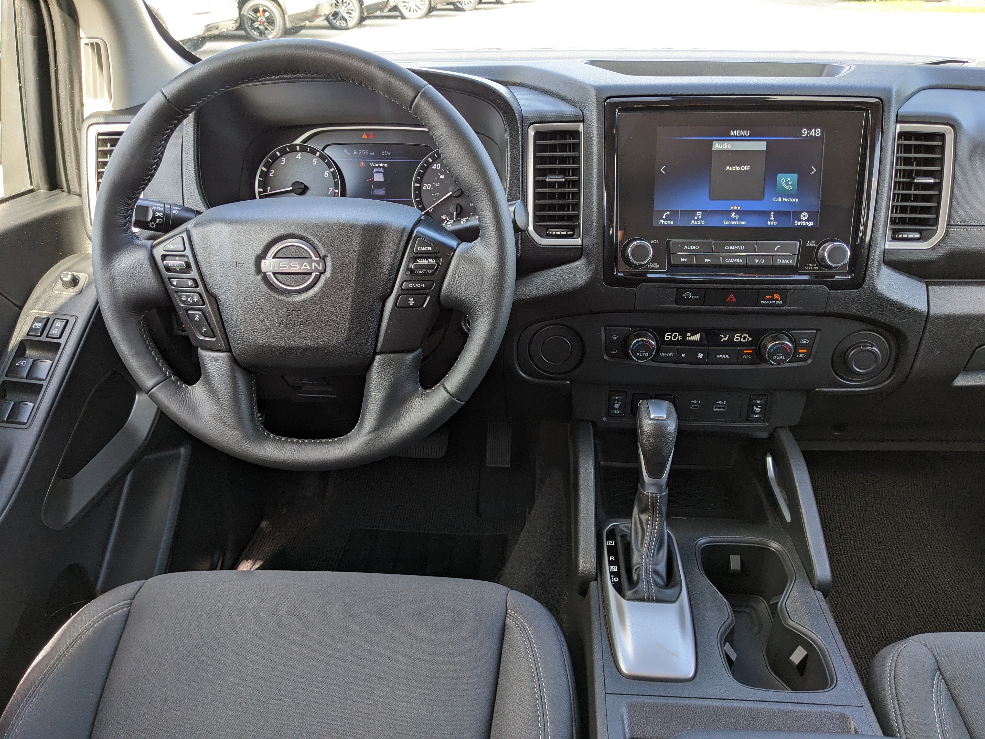 2024 Nissan Frontier SV