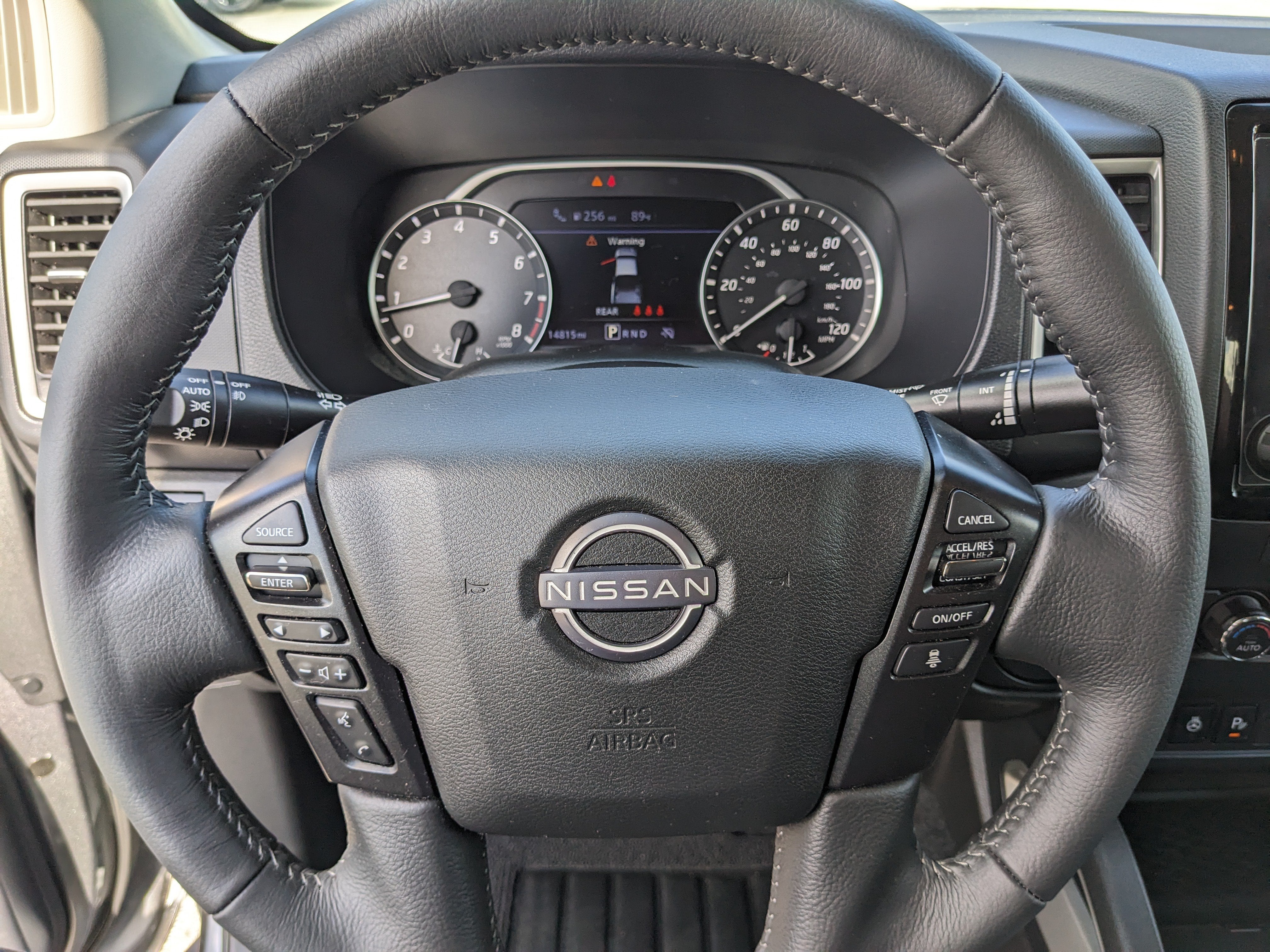 2024 Nissan Frontier SV