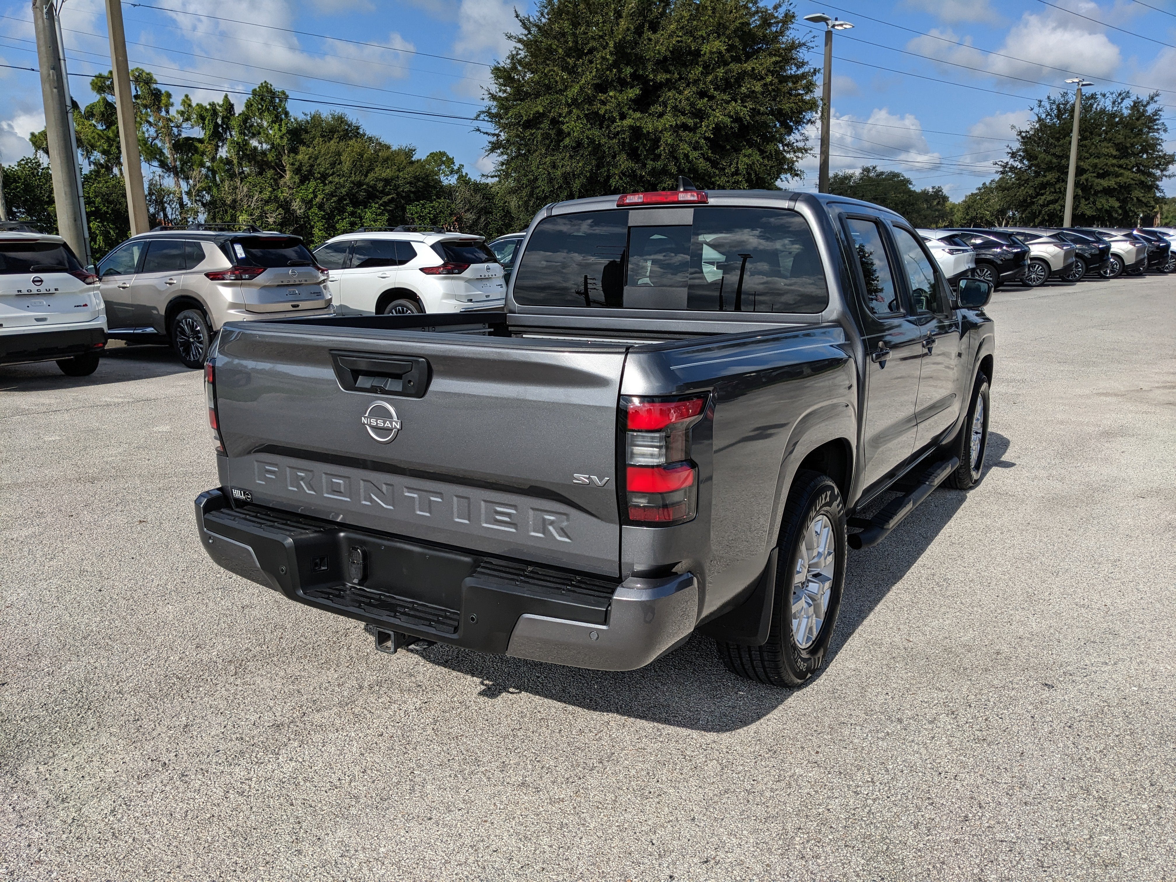 2024 Nissan Frontier SV