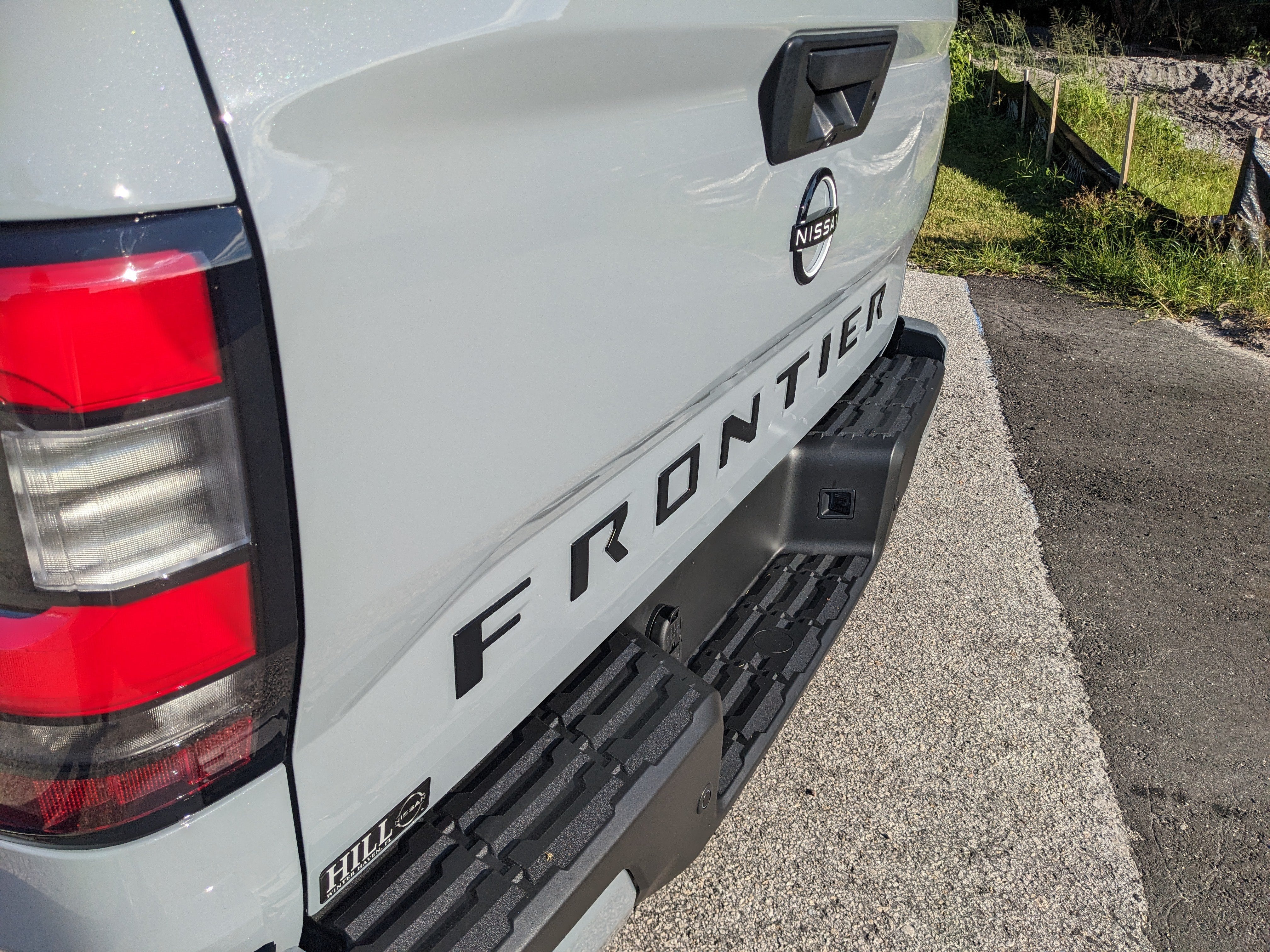 2027 Nissan Frontier SV