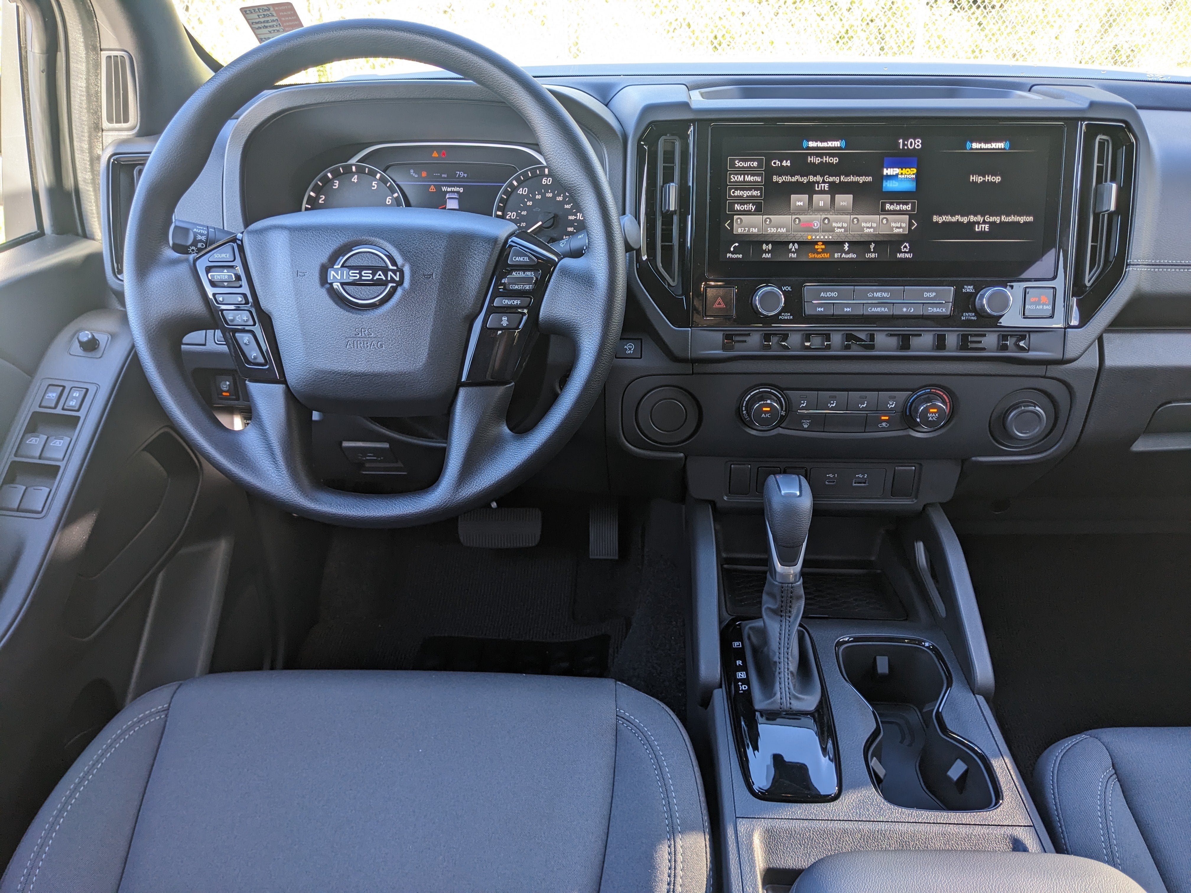 2027 Nissan Frontier SV