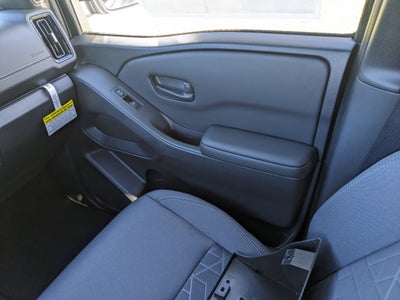2027 Nissan Frontier SV