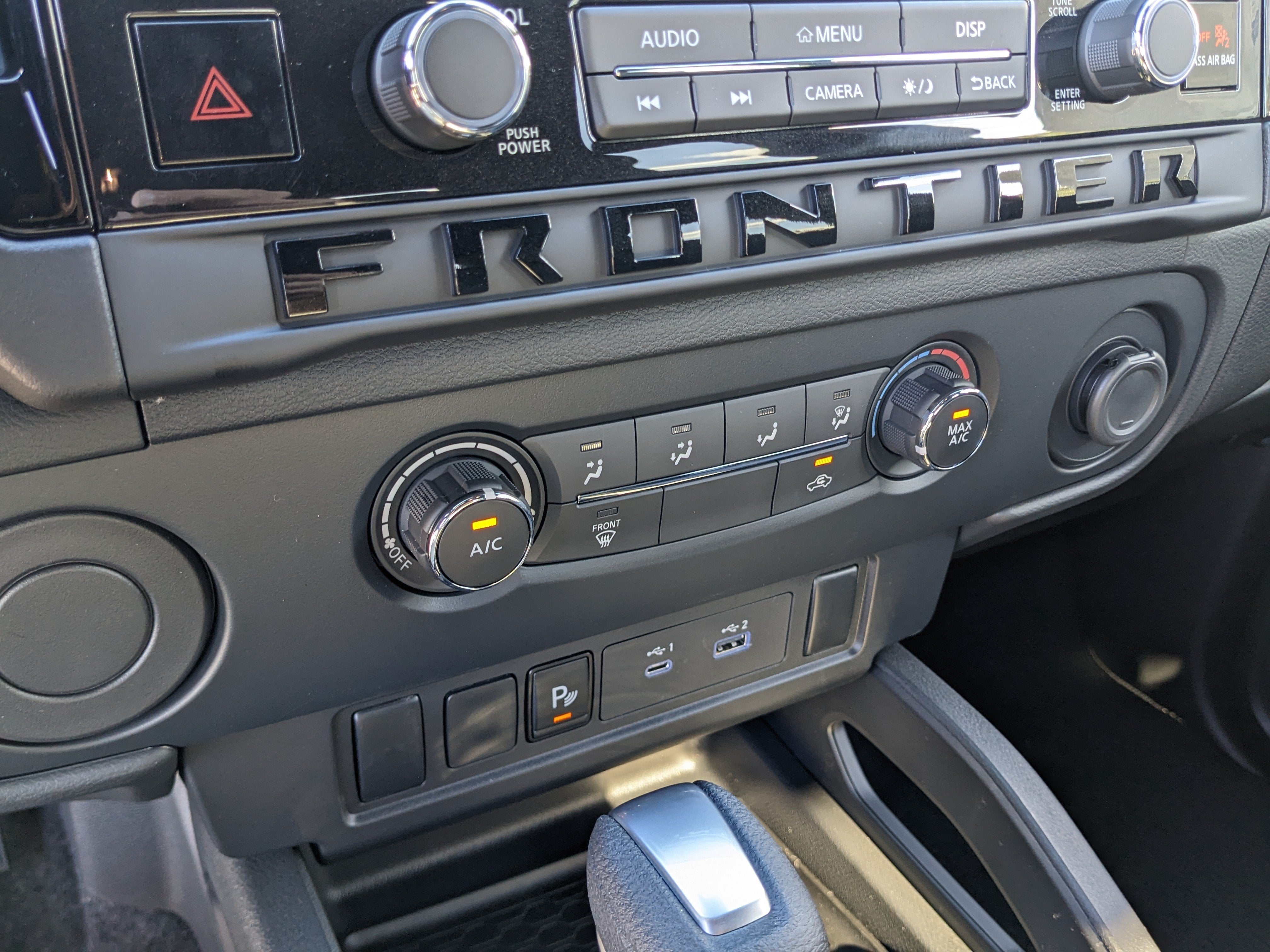 2027 Nissan Frontier SV