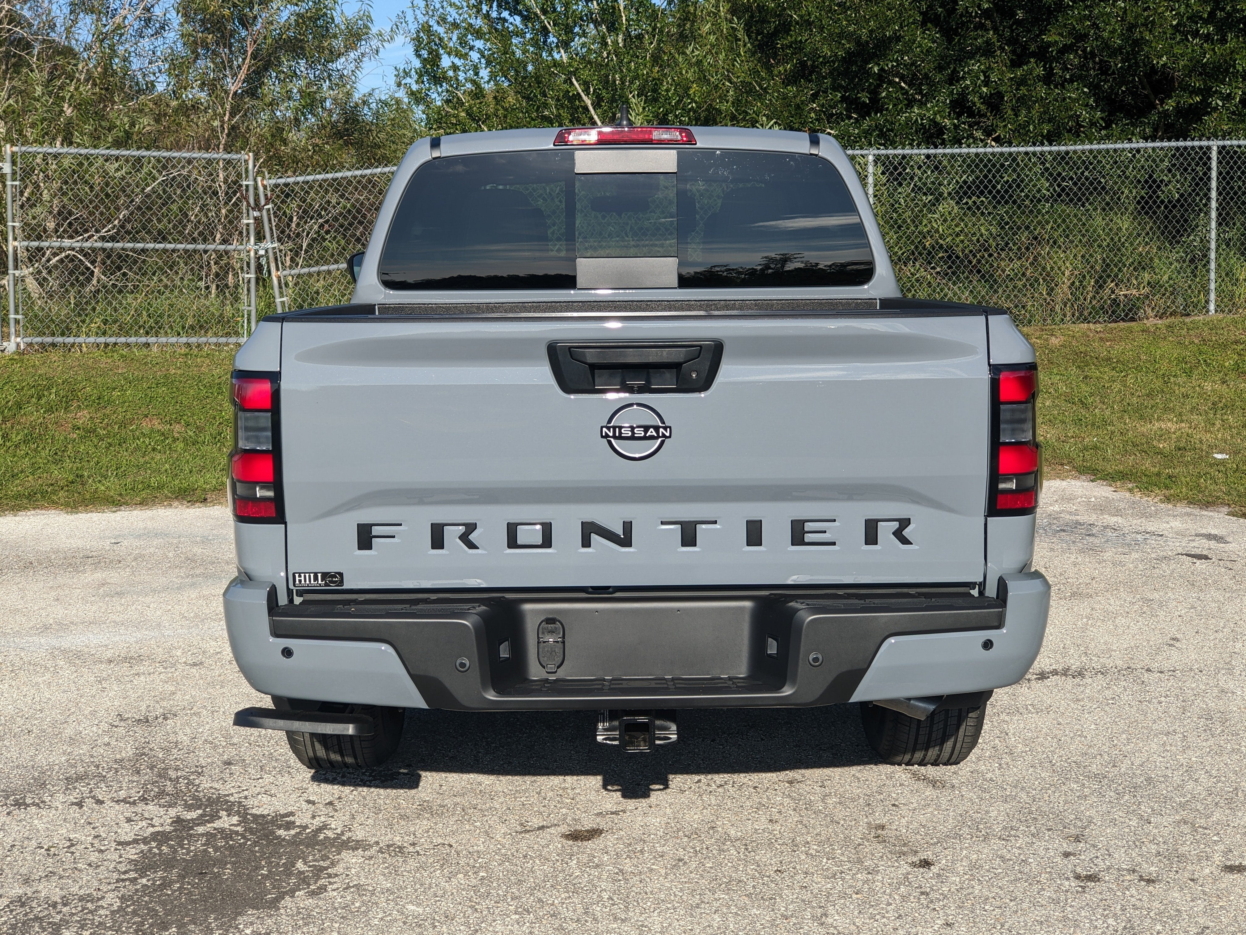 2027 Nissan Frontier SV