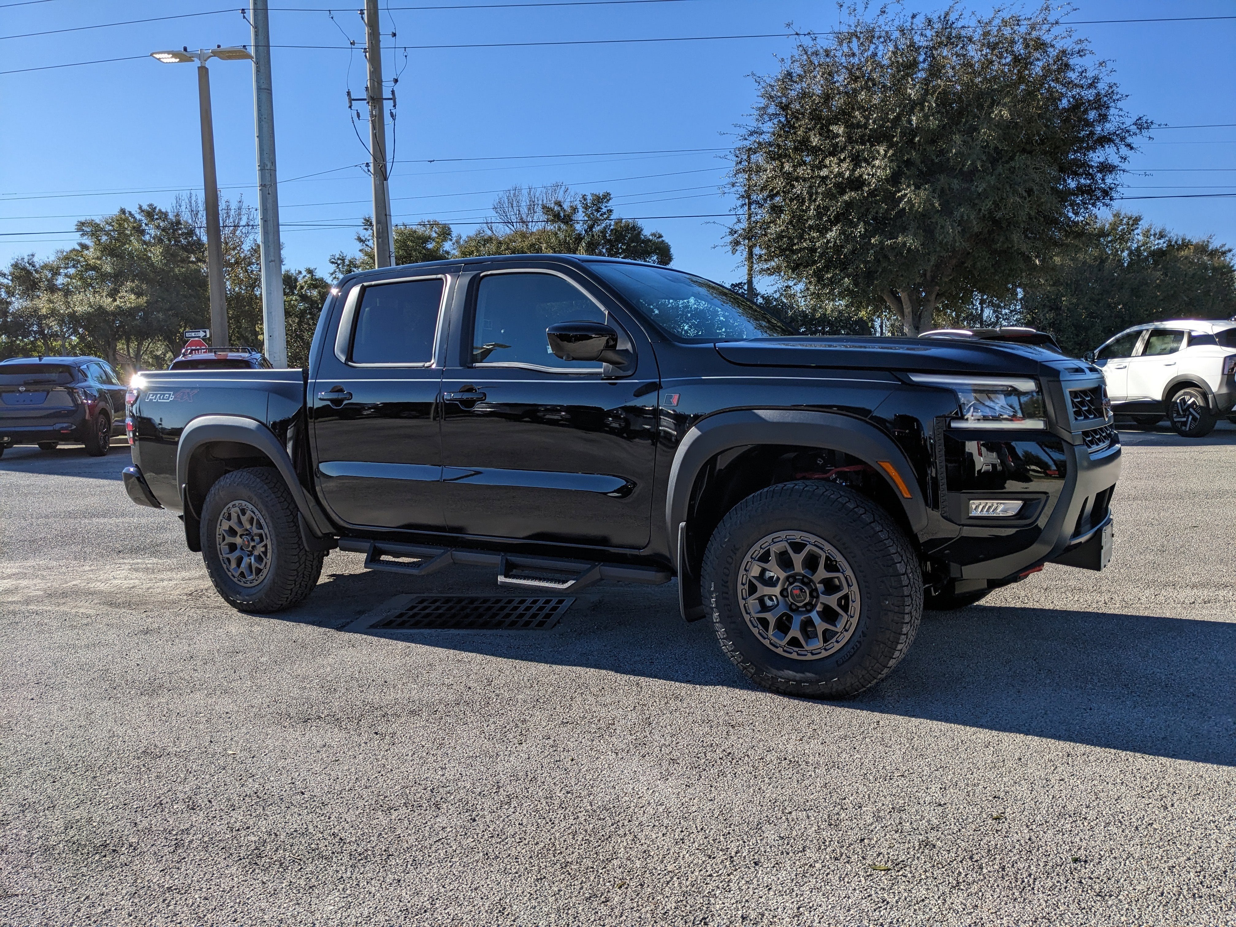 2026 Nissan Frontier PRO-4X w/R Package