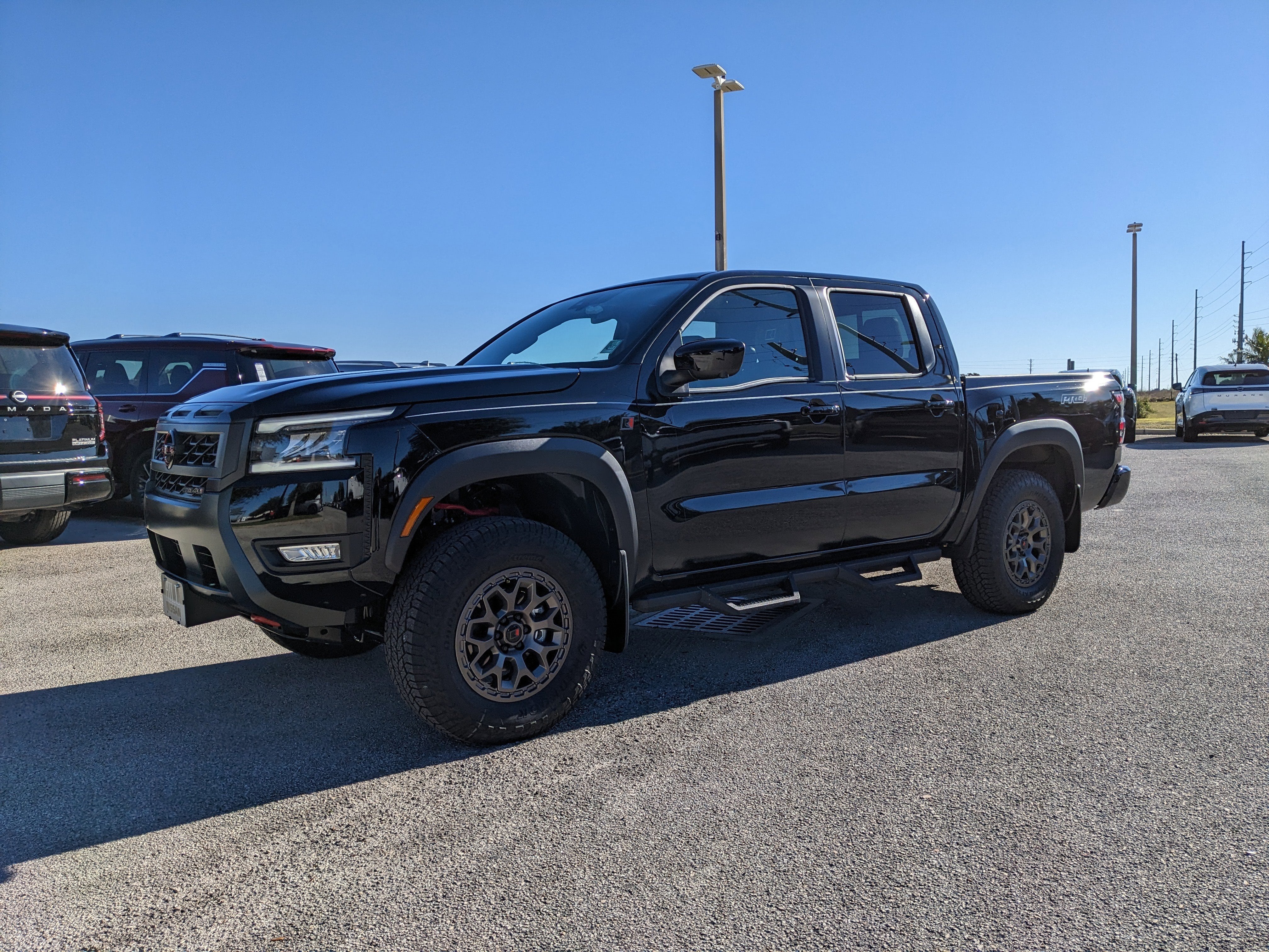 2026 Nissan Frontier PRO-4X w/R Package