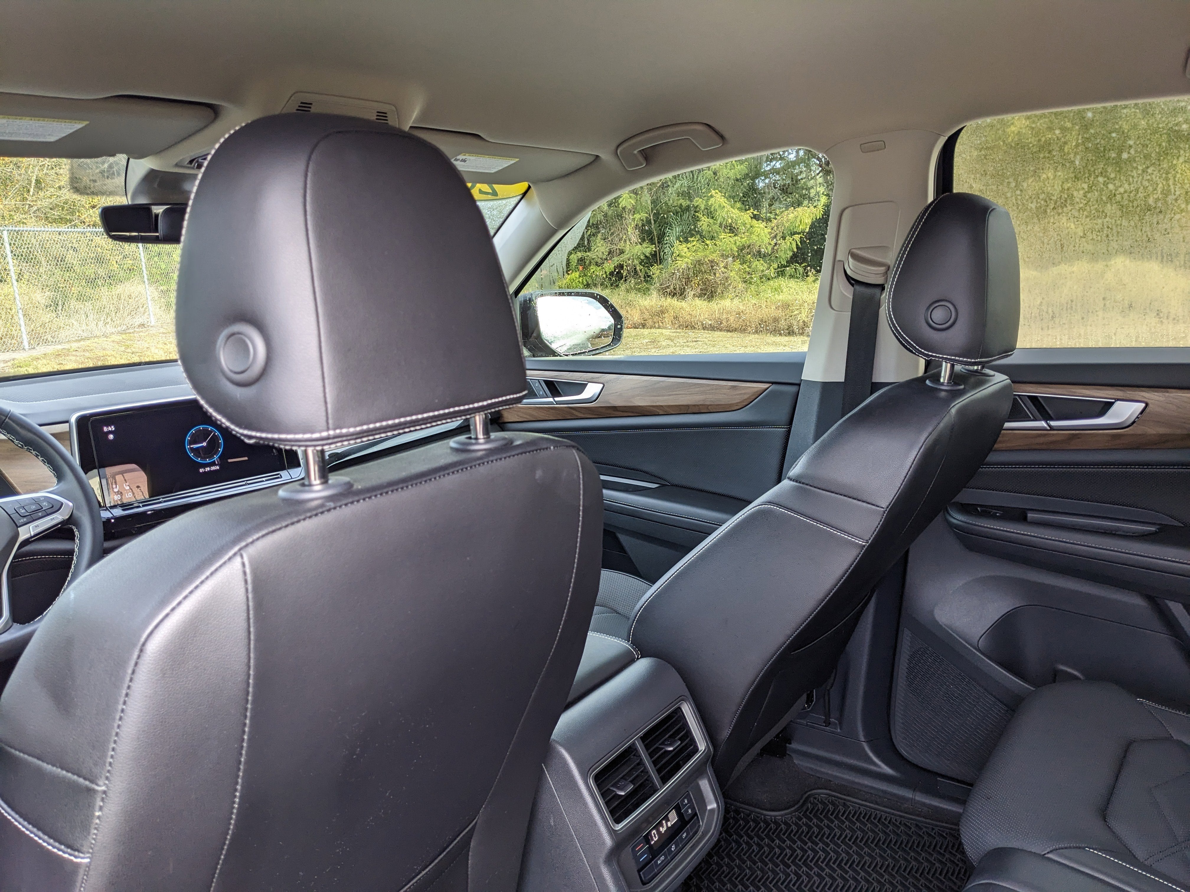 2024 Volkswagen Atlas 2.0T SE