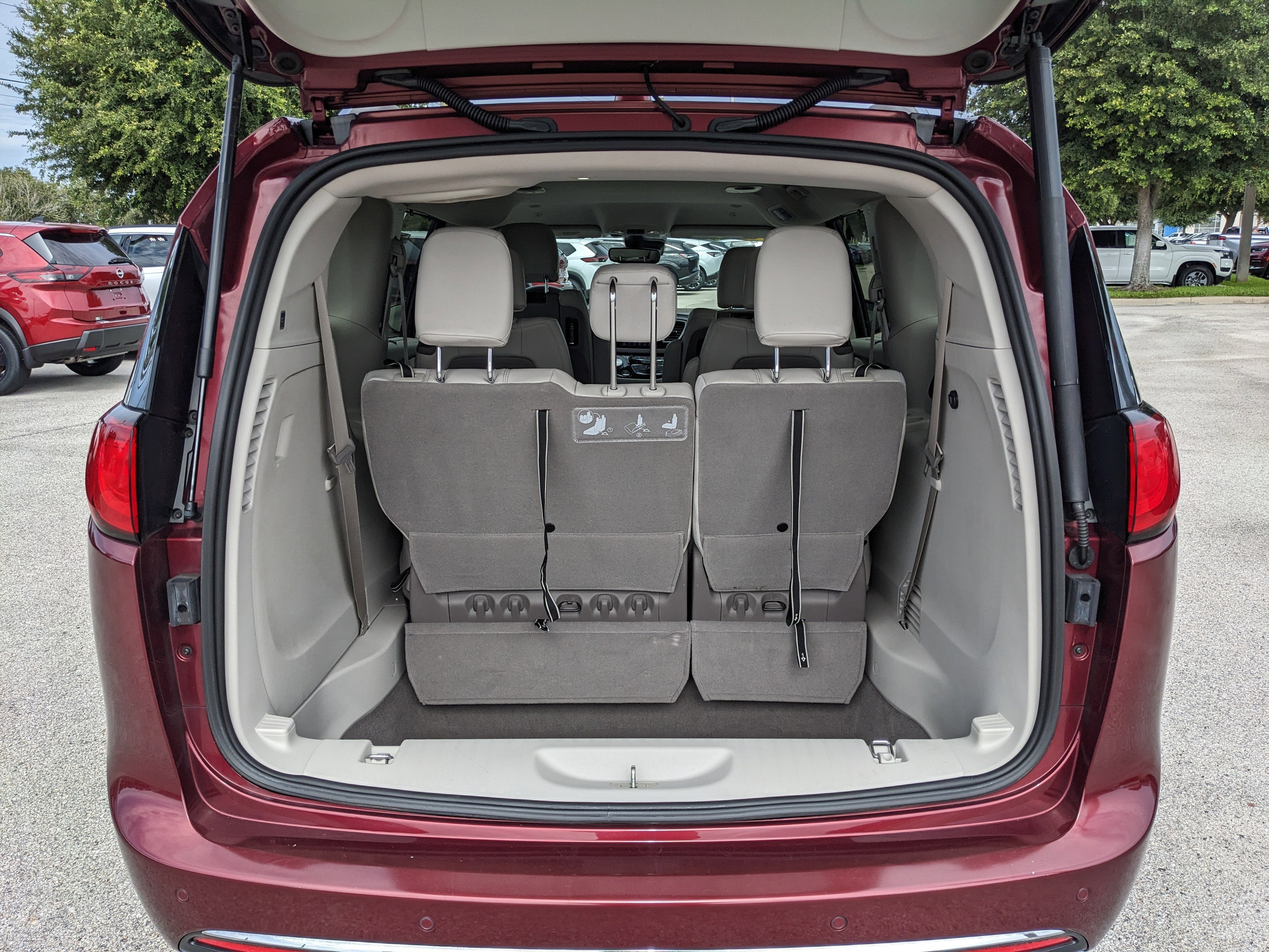2020 Chrysler Pacifica Touring L Plus