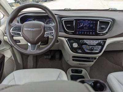 2020 Chrysler Pacifica Touring L Plus