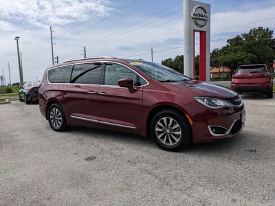 2020 Chrysler Pacifica Touring L Plus