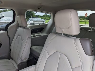 2020 Chrysler Pacifica Touring L Plus