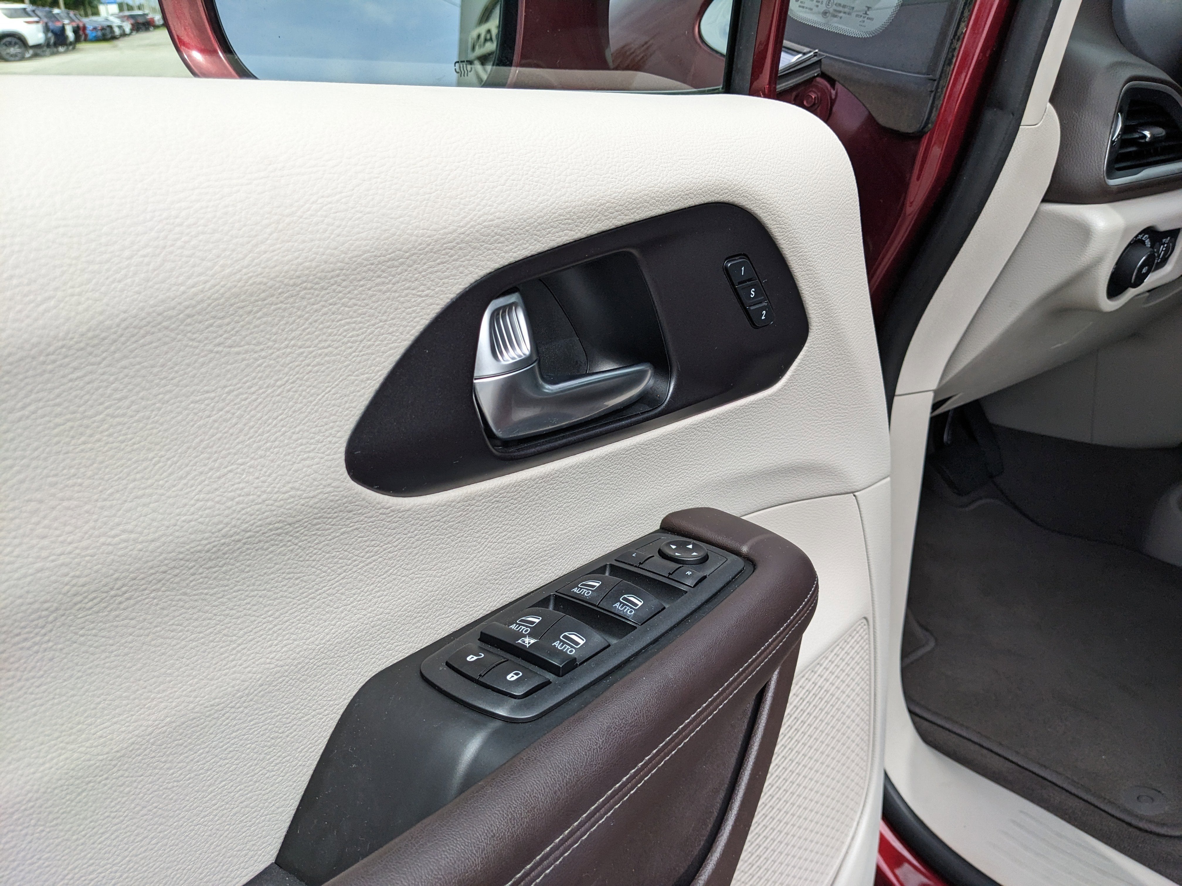 2020 Chrysler Pacifica Touring L Plus