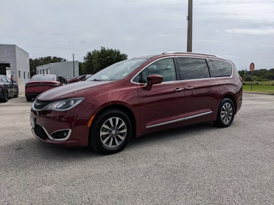 2020 Chrysler Pacifica Touring L Plus