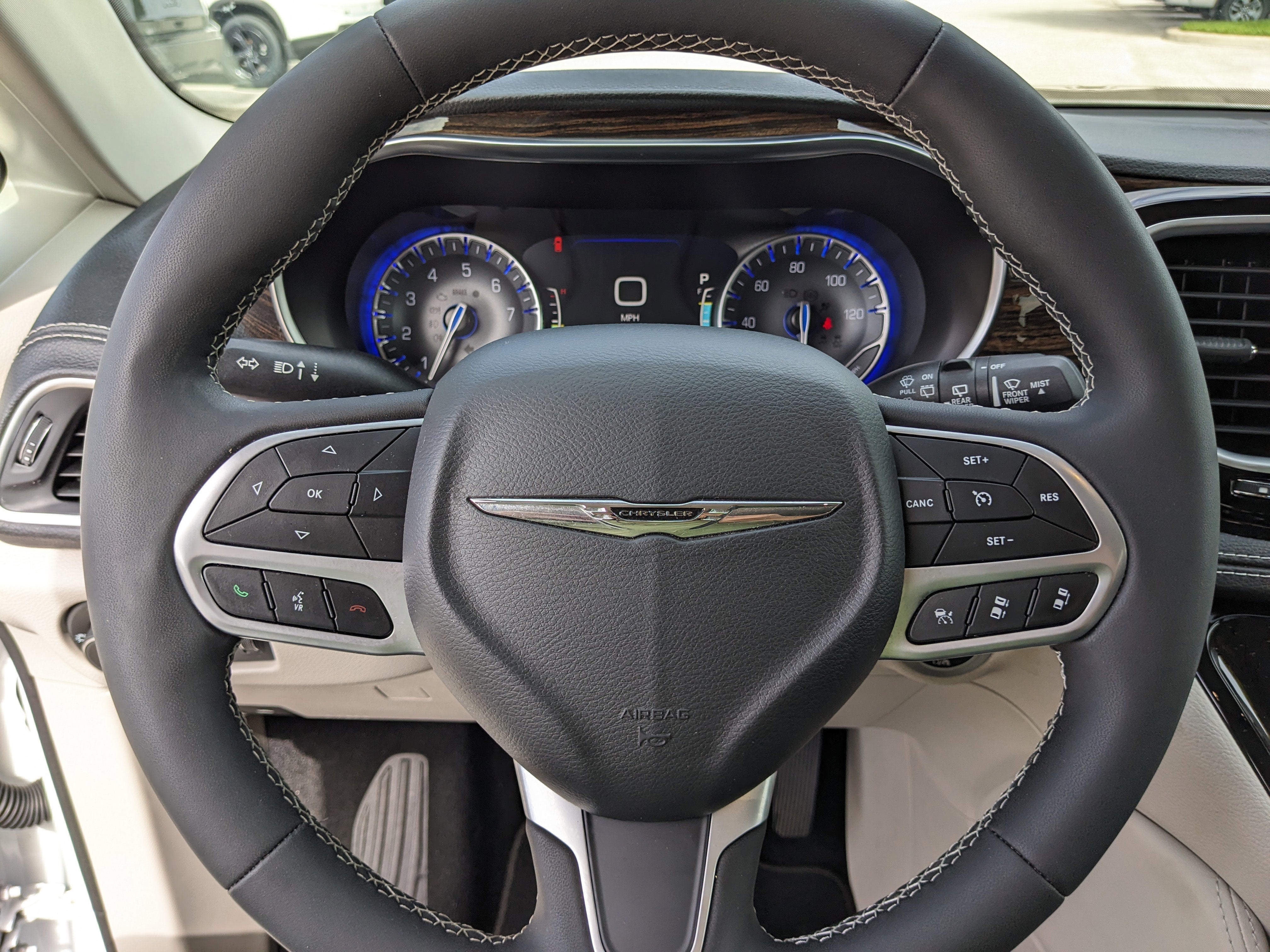 2023 Chrysler Pacifica Limited