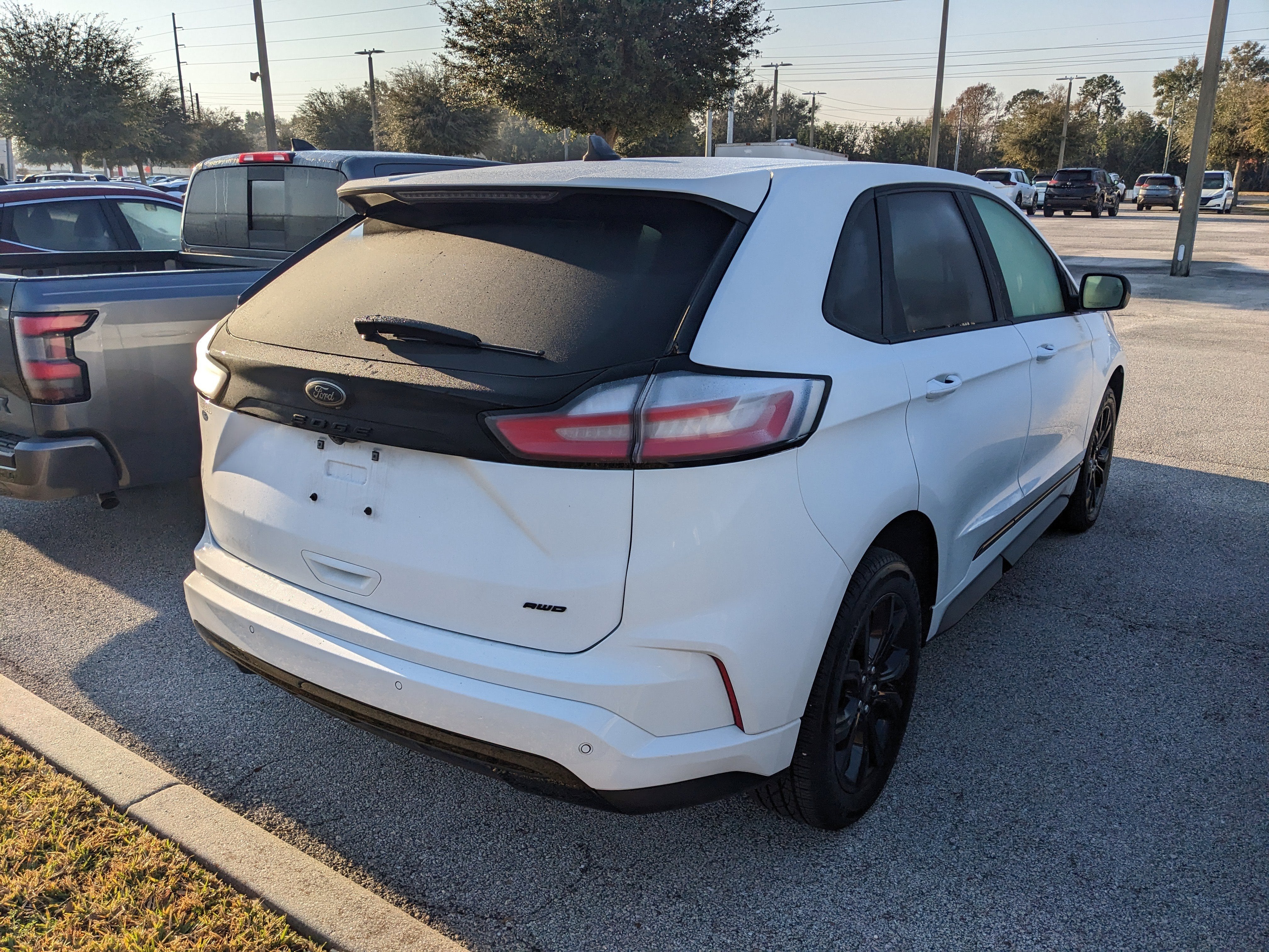 2022 Ford Edge SE