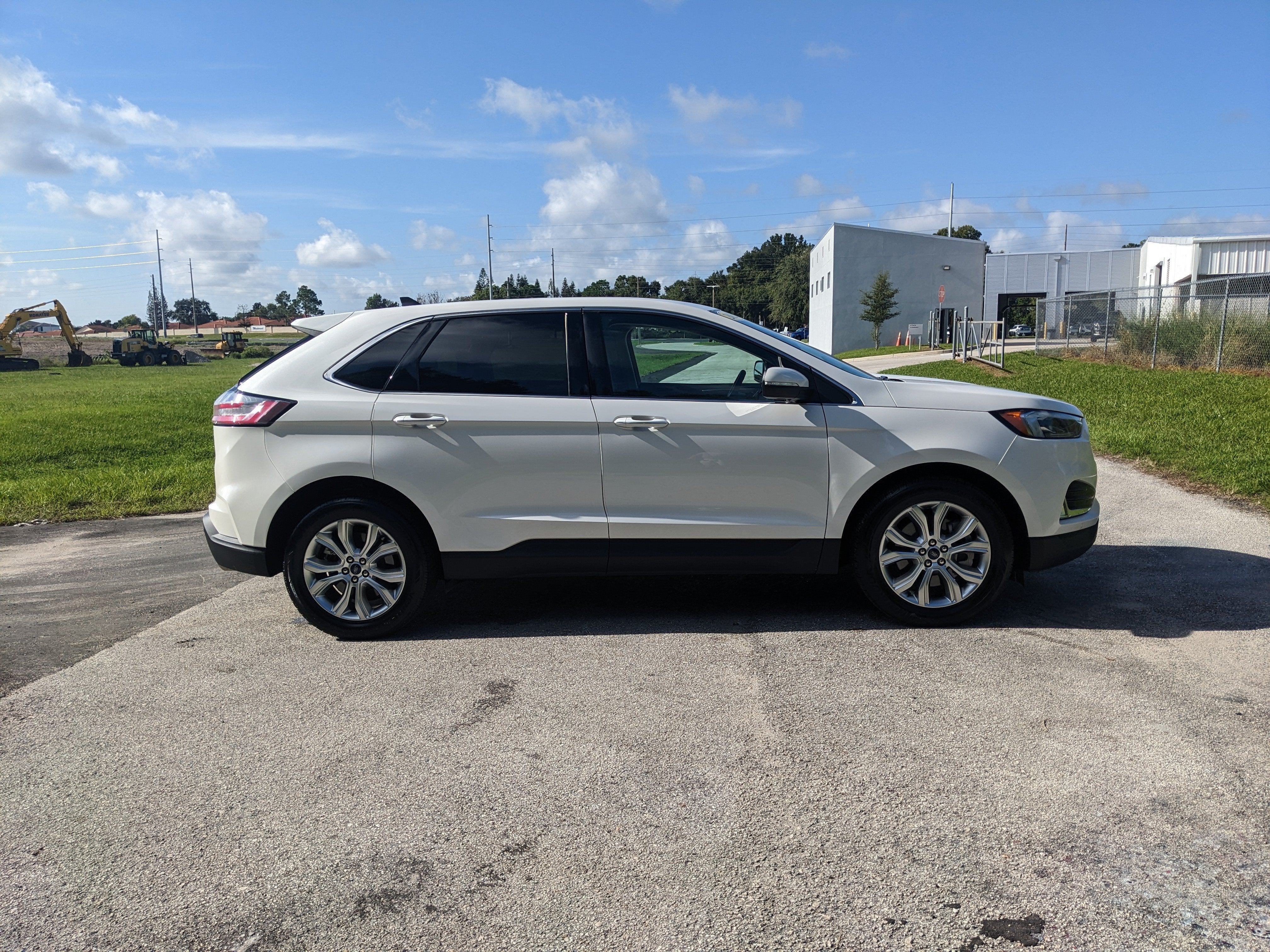 2022 Ford Edge Titanium