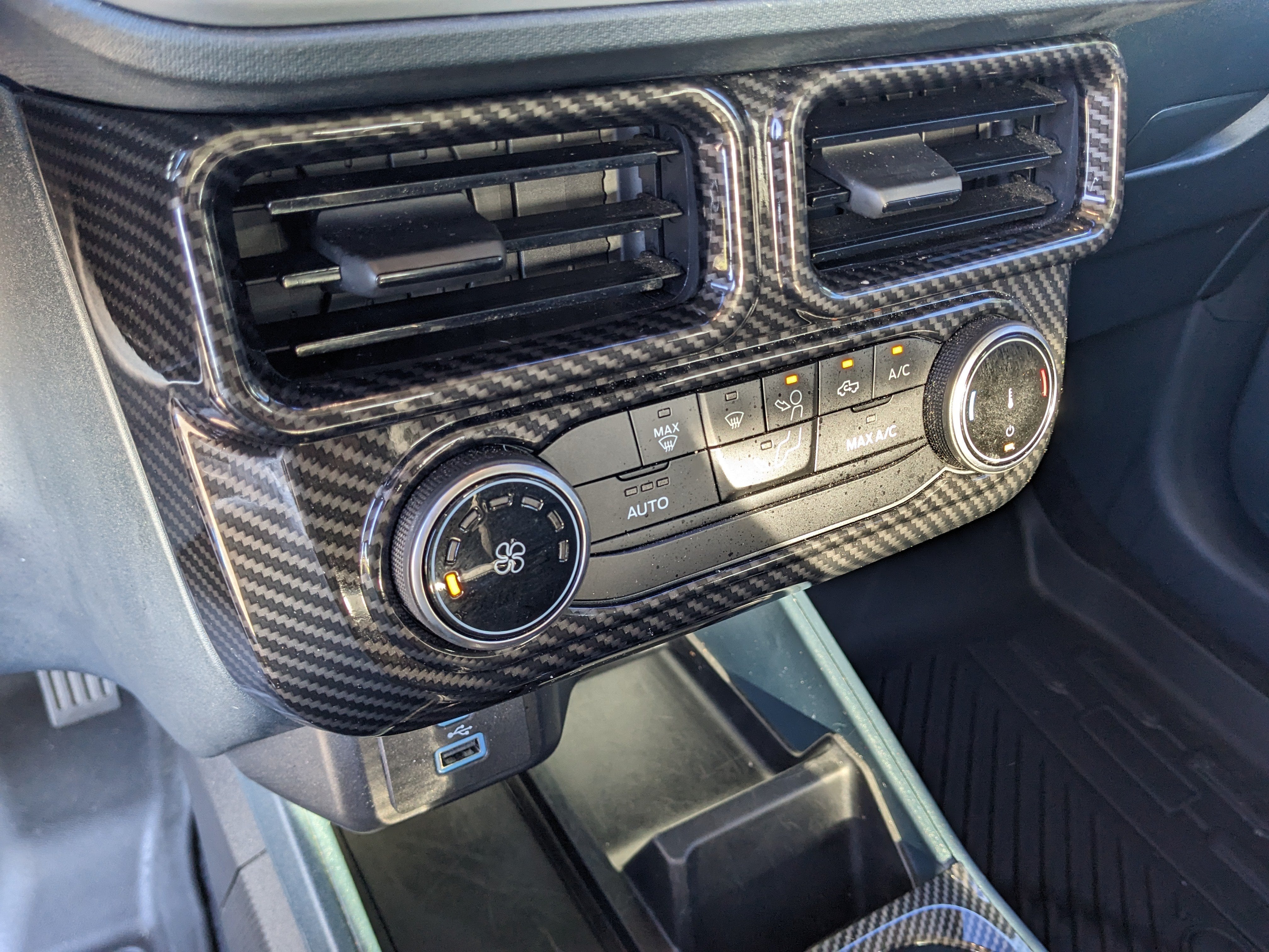 2024 Ford Maverick XL
