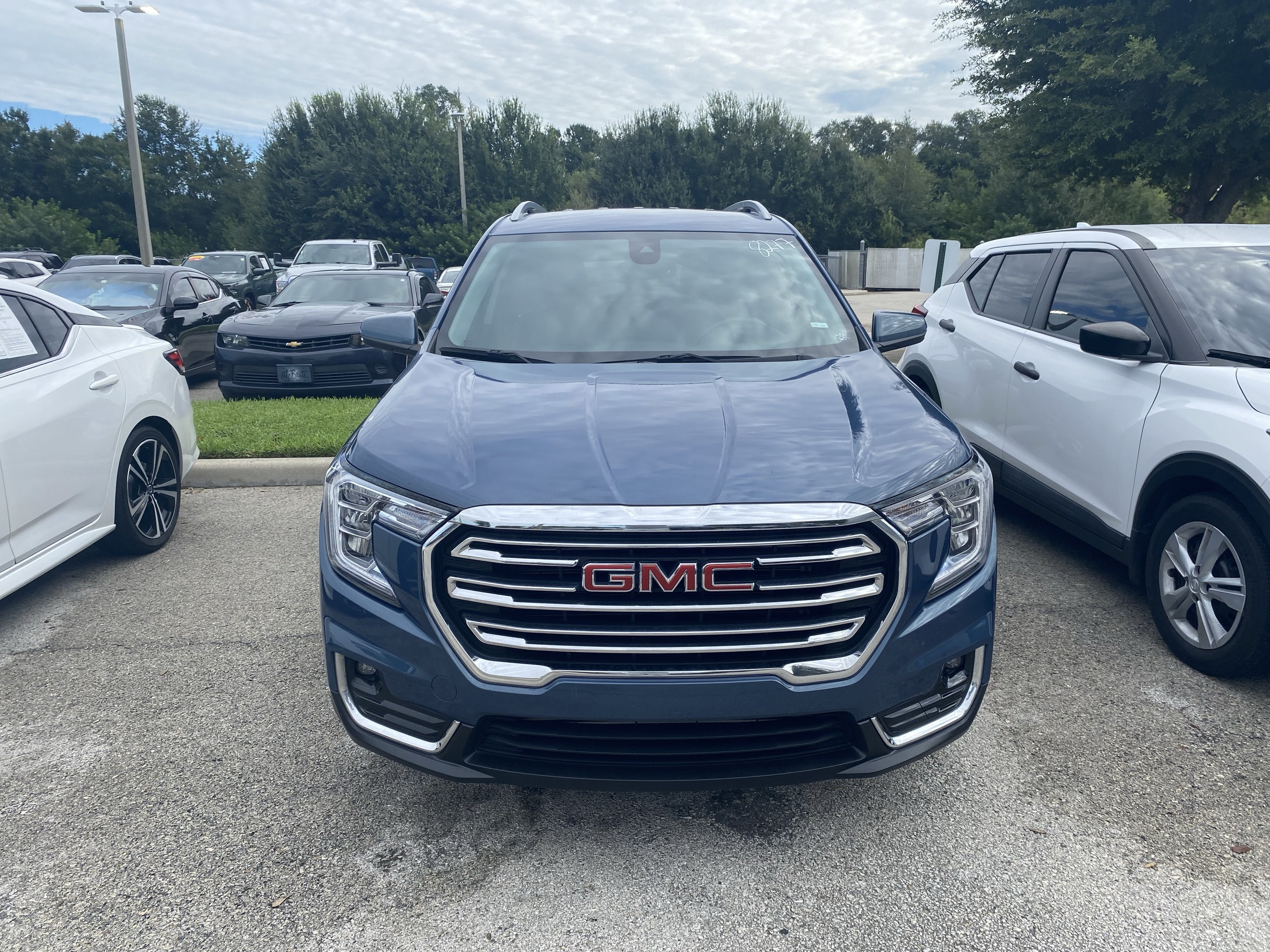 2024 GMC Terrain SLT