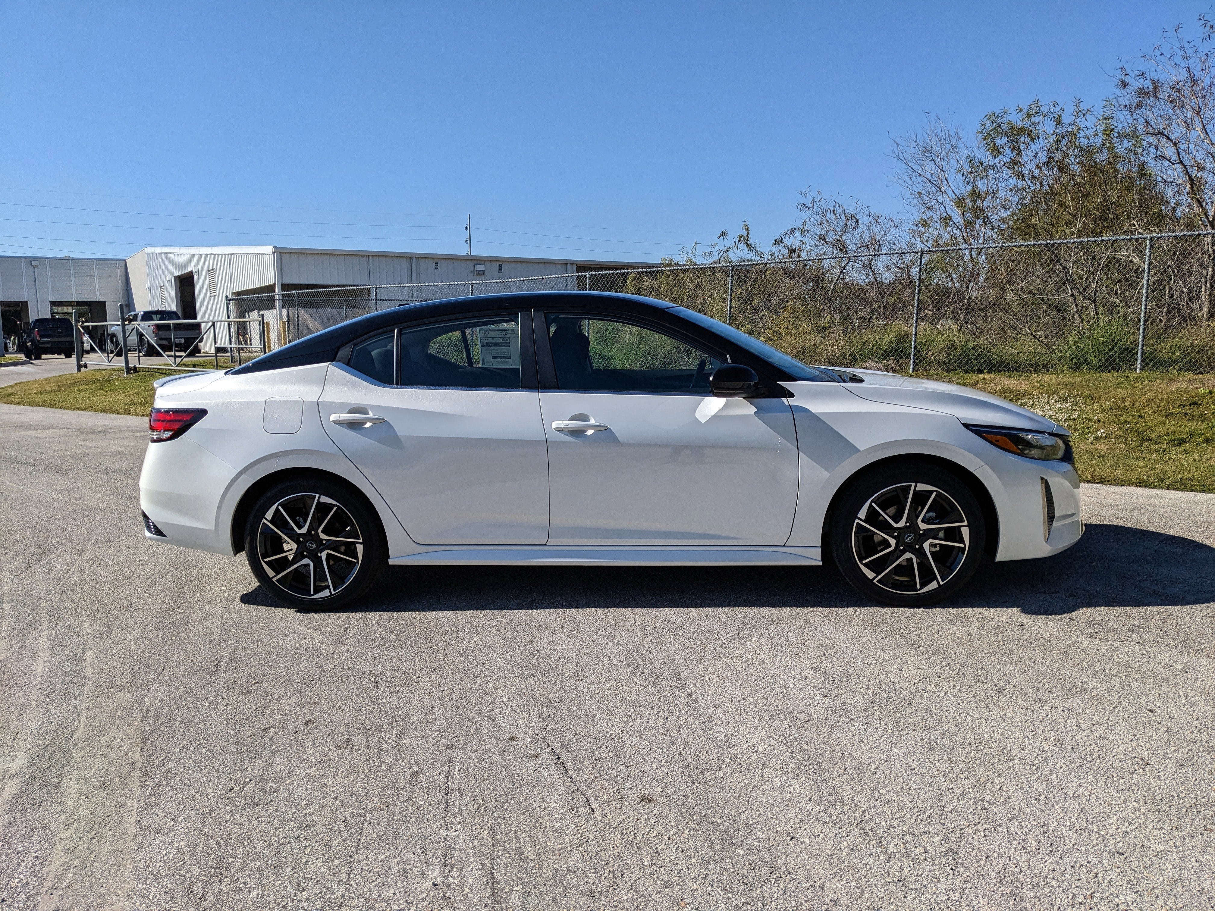2025 Nissan Sentra SR