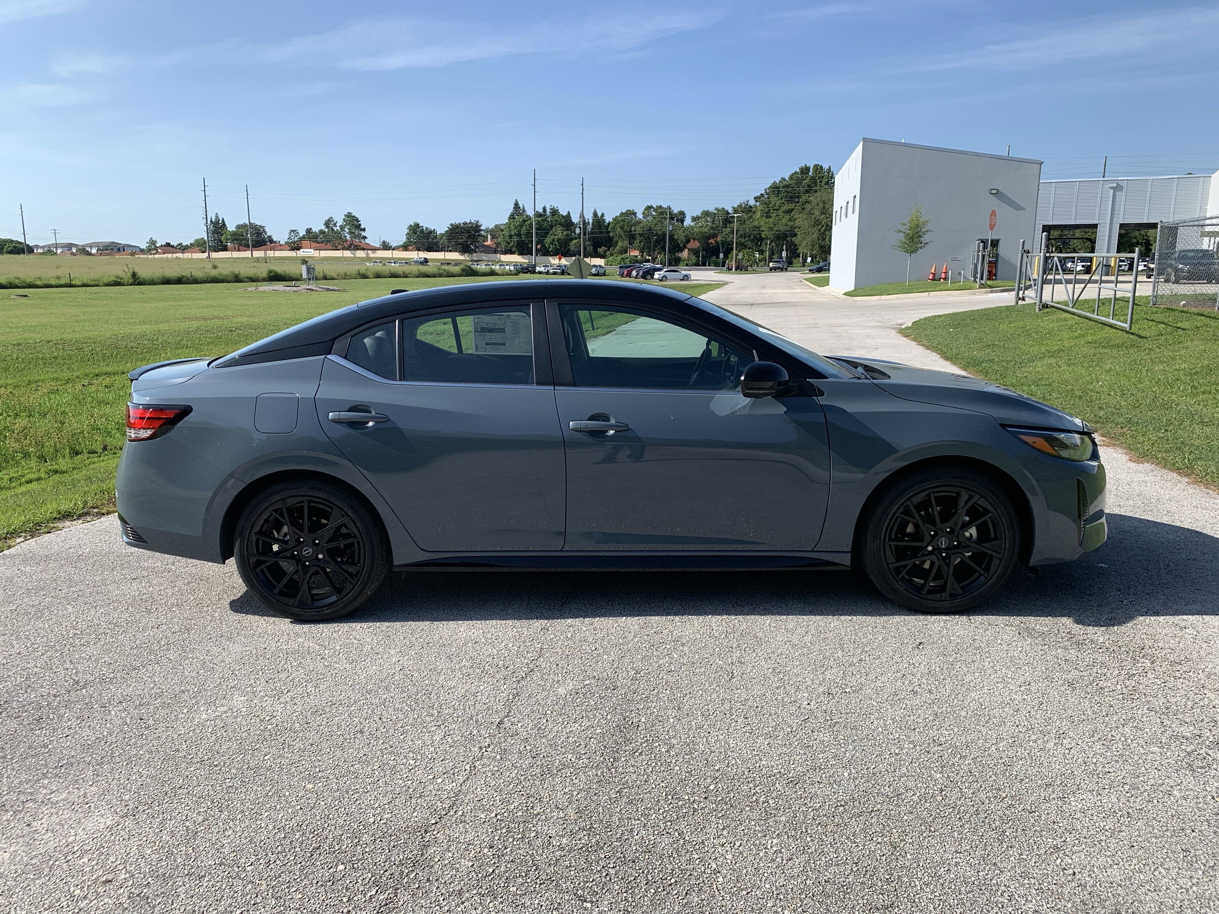 2025 Nissan Sentra SR