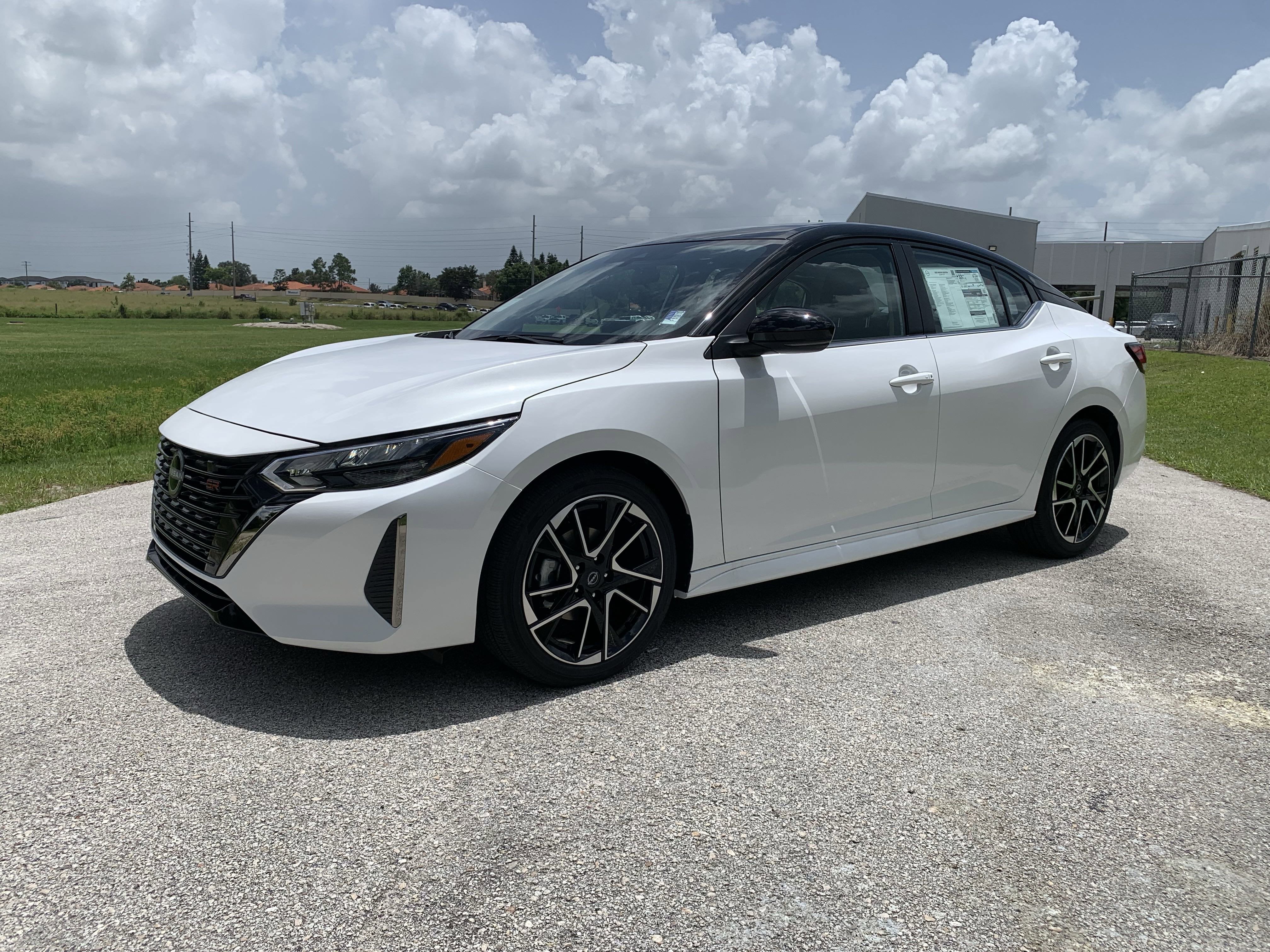 2025 Nissan Sentra SR