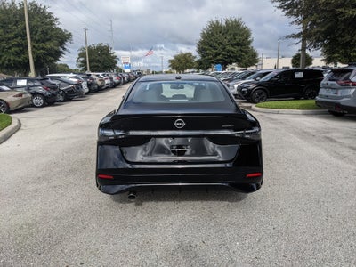 2027 Nissan Sentra SR