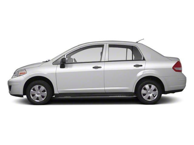 2011 Nissan Versa 1.8 S