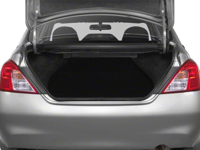 2013 Nissan Versa SV