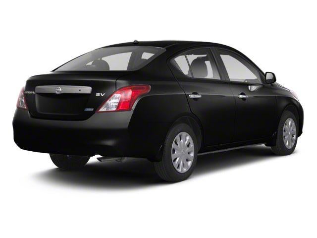 2013 Nissan Versa SV