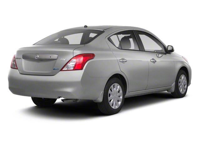 2013 Nissan Versa SV