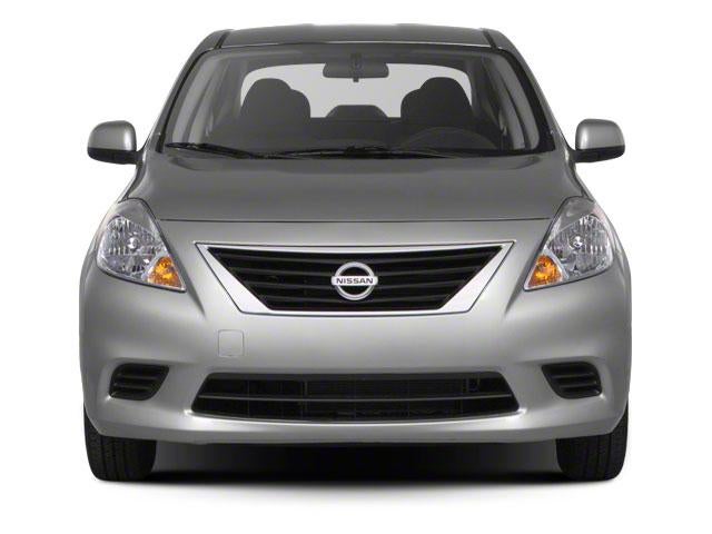 2013 Nissan Versa SV
