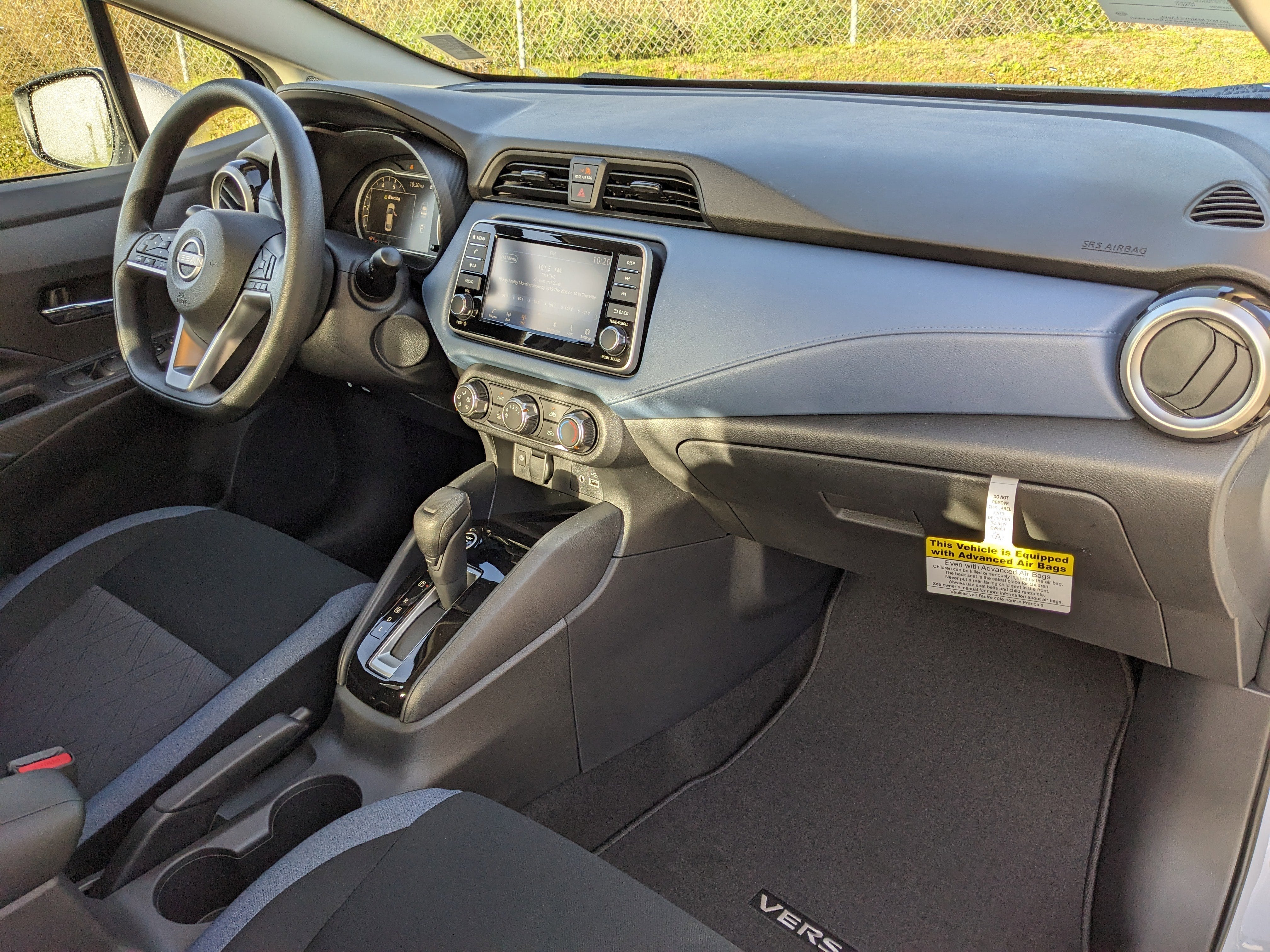 2025 Nissan Versa SV