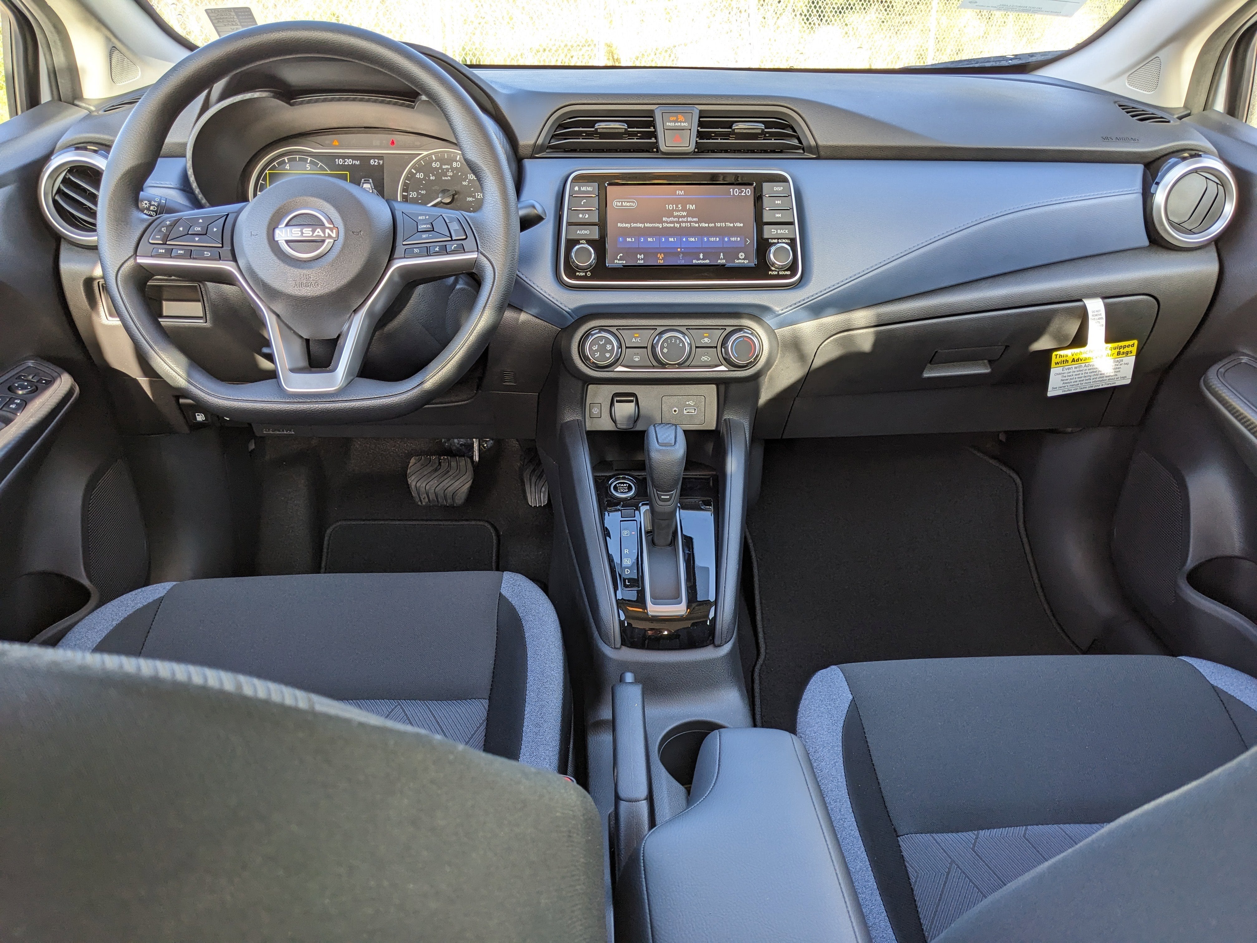 2025 Nissan Versa SV