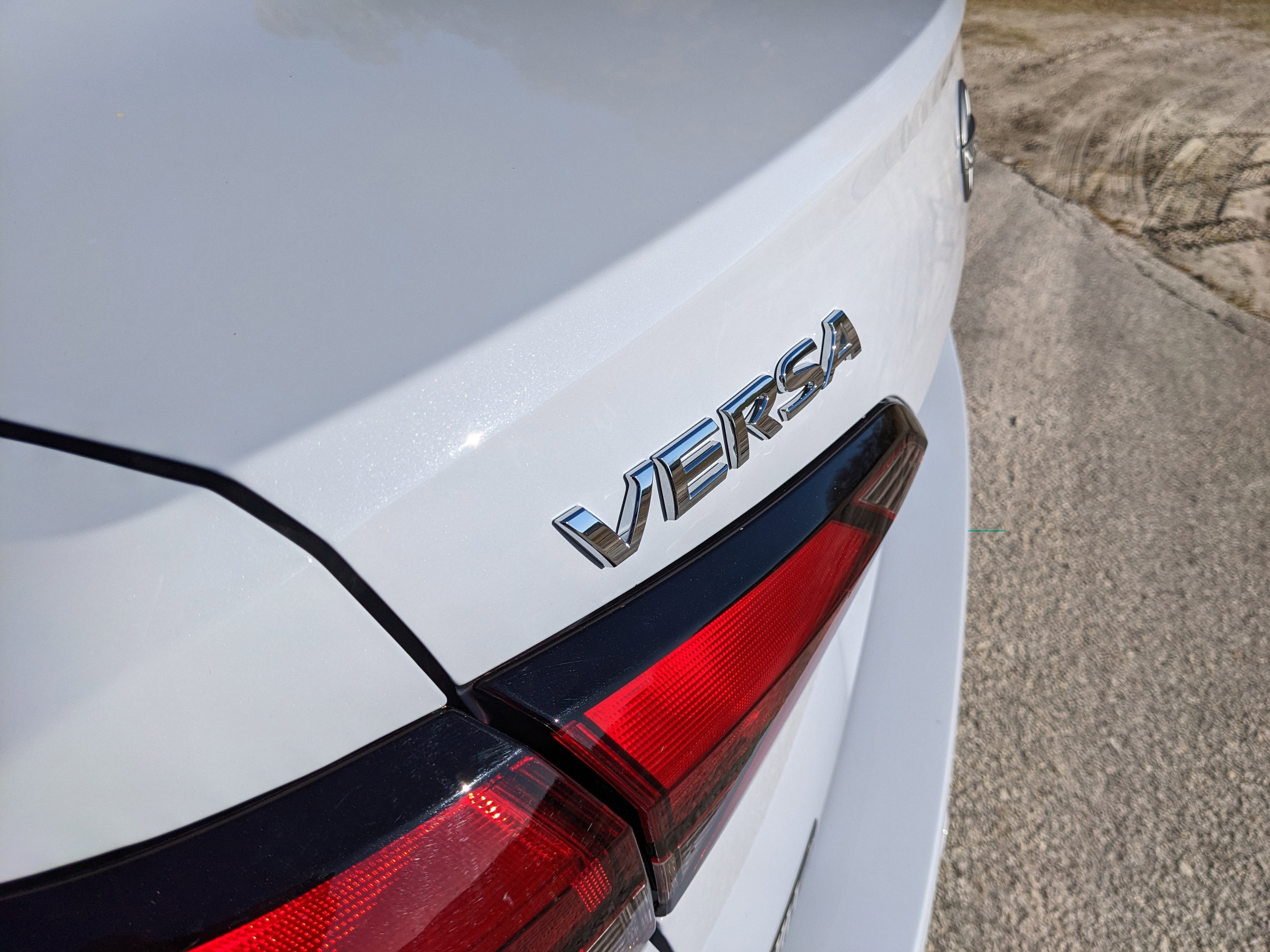 2024 Nissan Versa SV