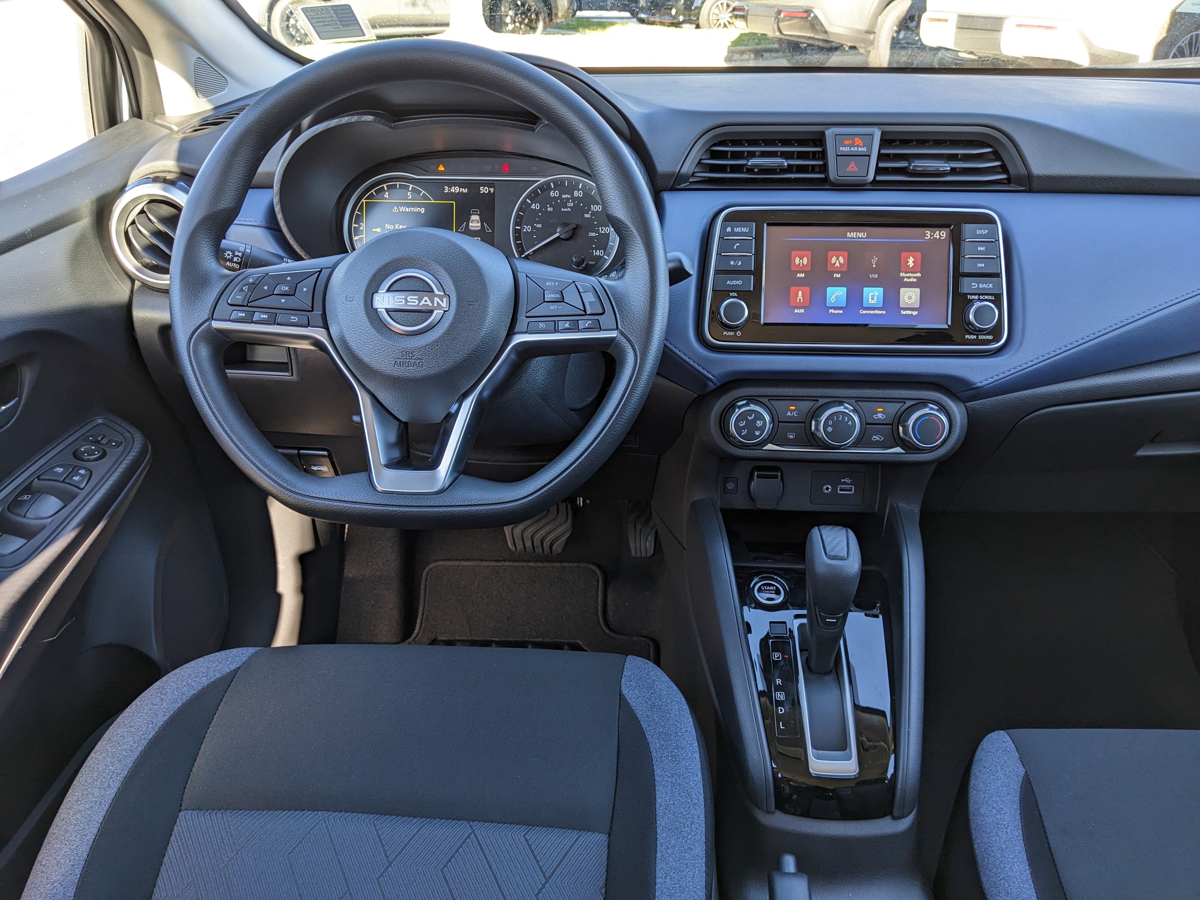 2025 Nissan Versa SV