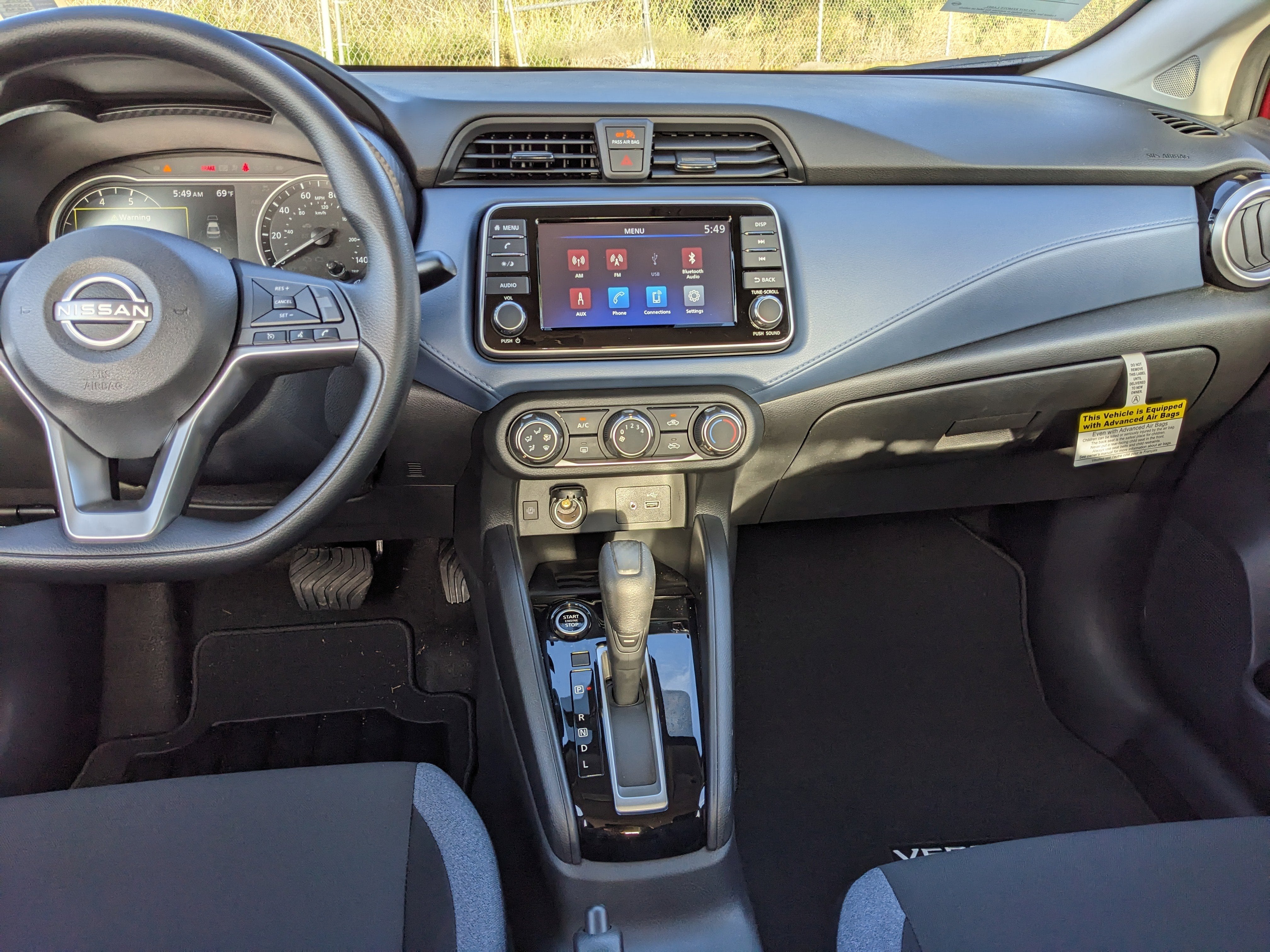 2025 Nissan Versa SV