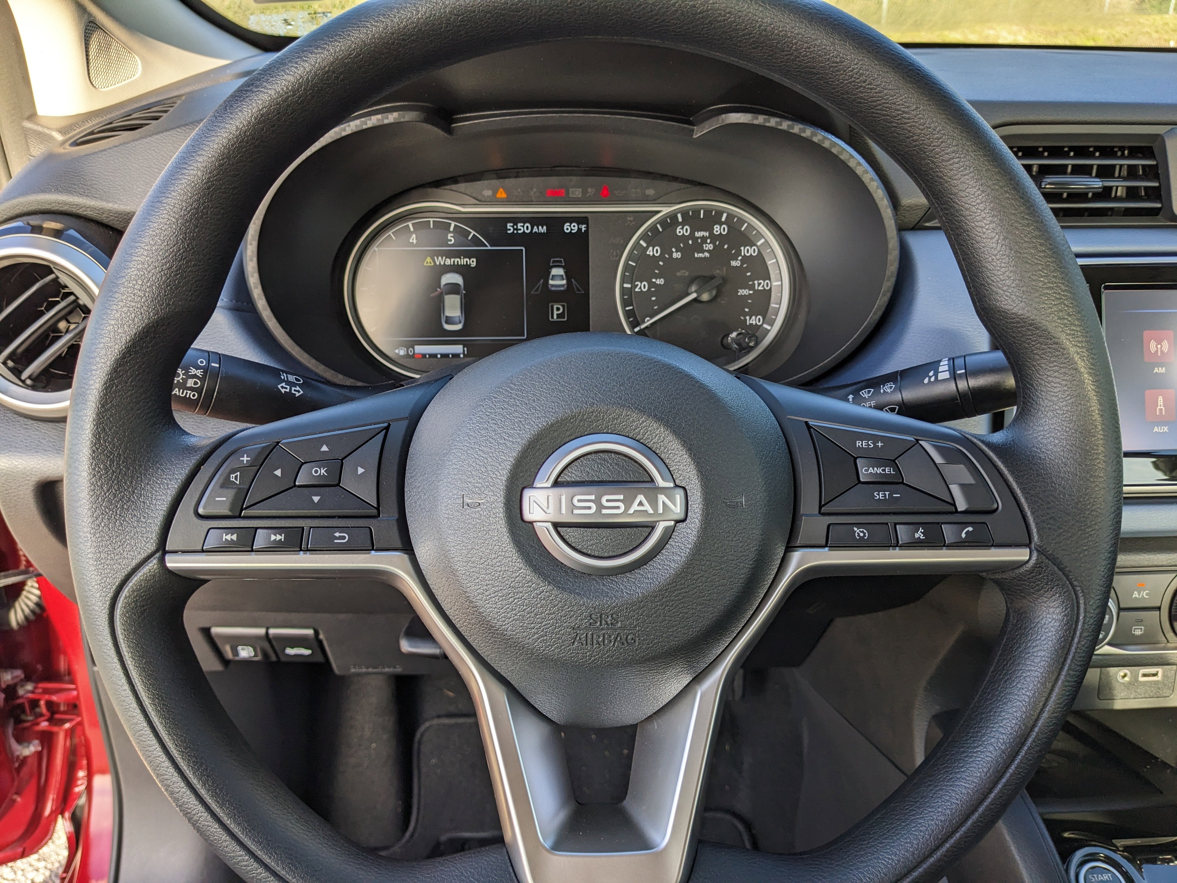 2025 Nissan Versa SV