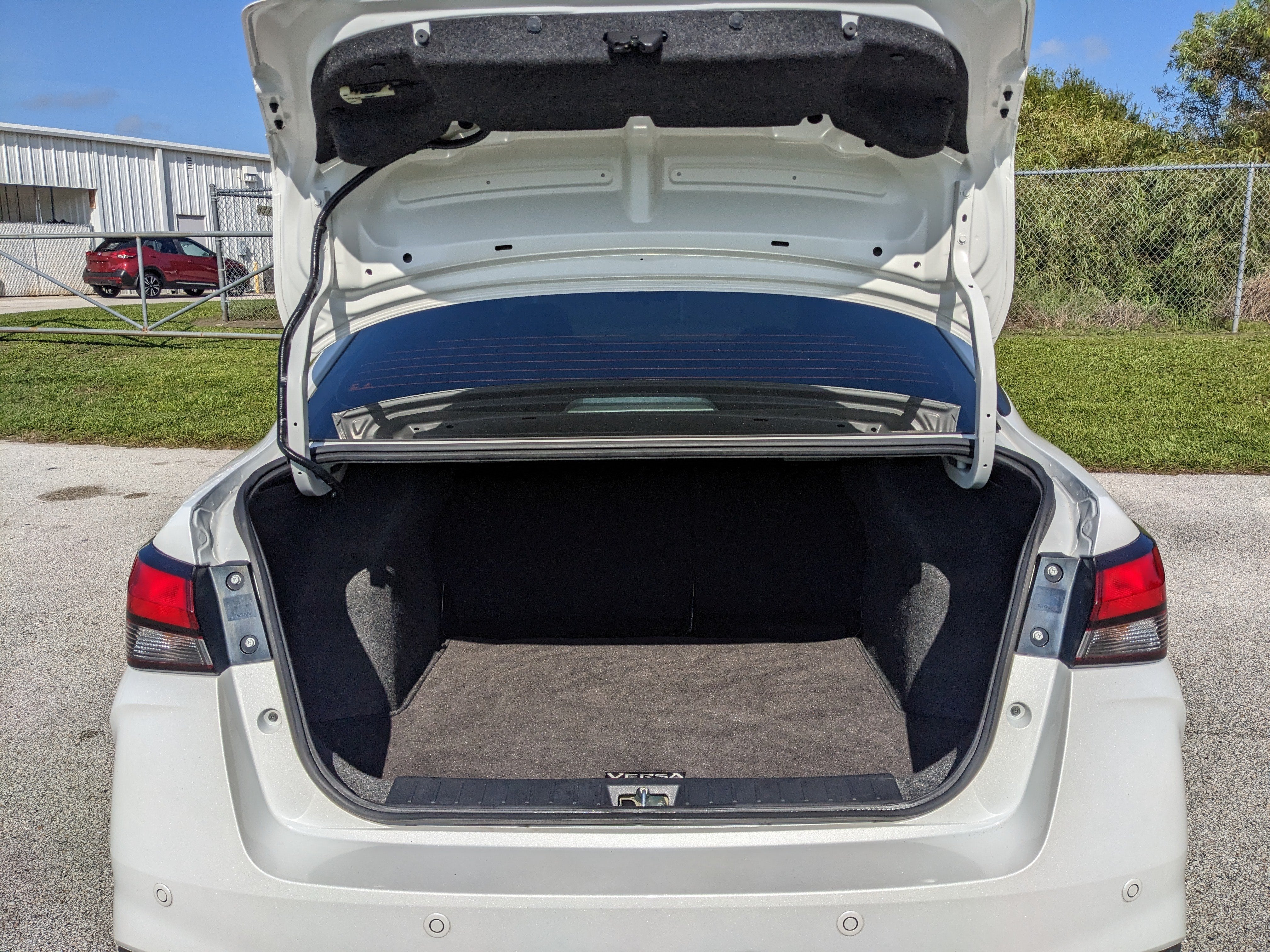 2022 Nissan Versa SV