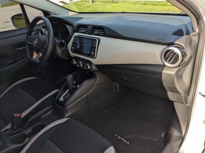2022 Nissan Versa SV