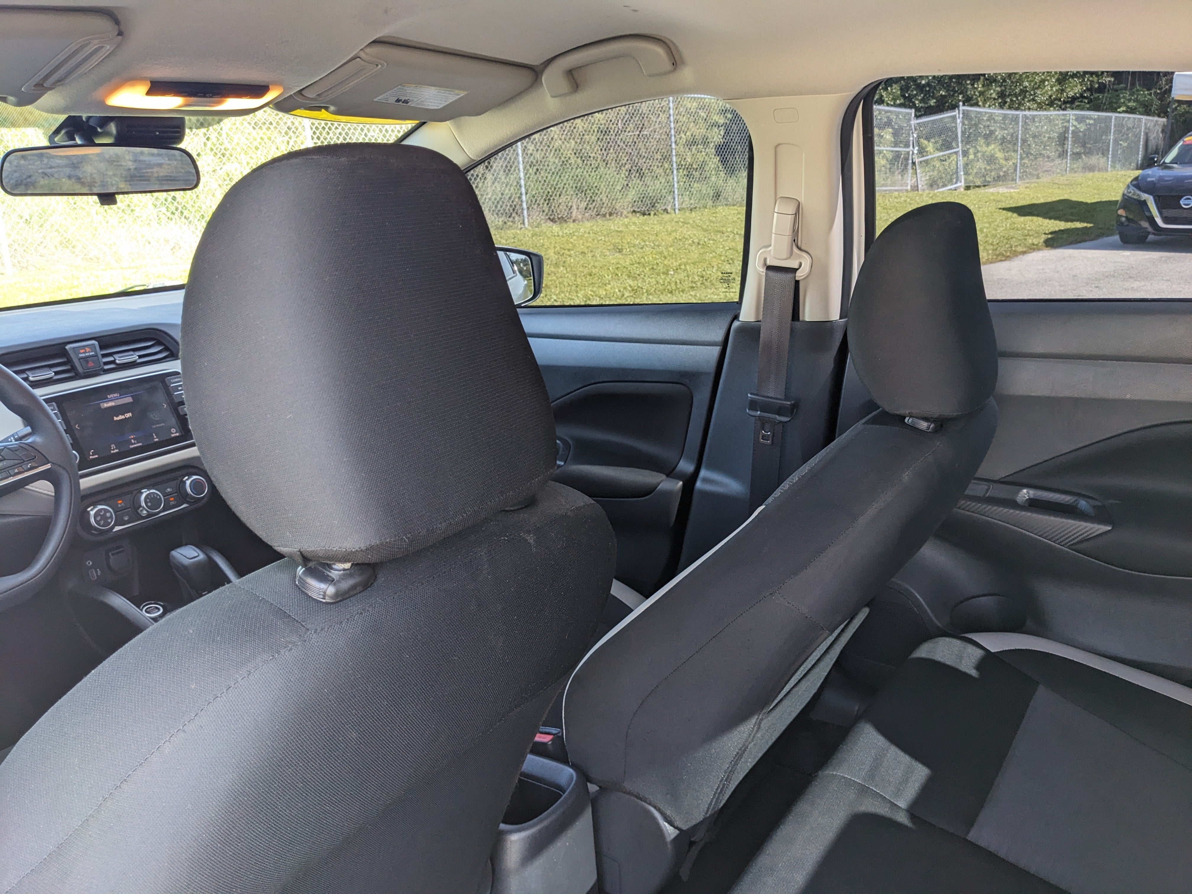2022 Nissan Versa SV