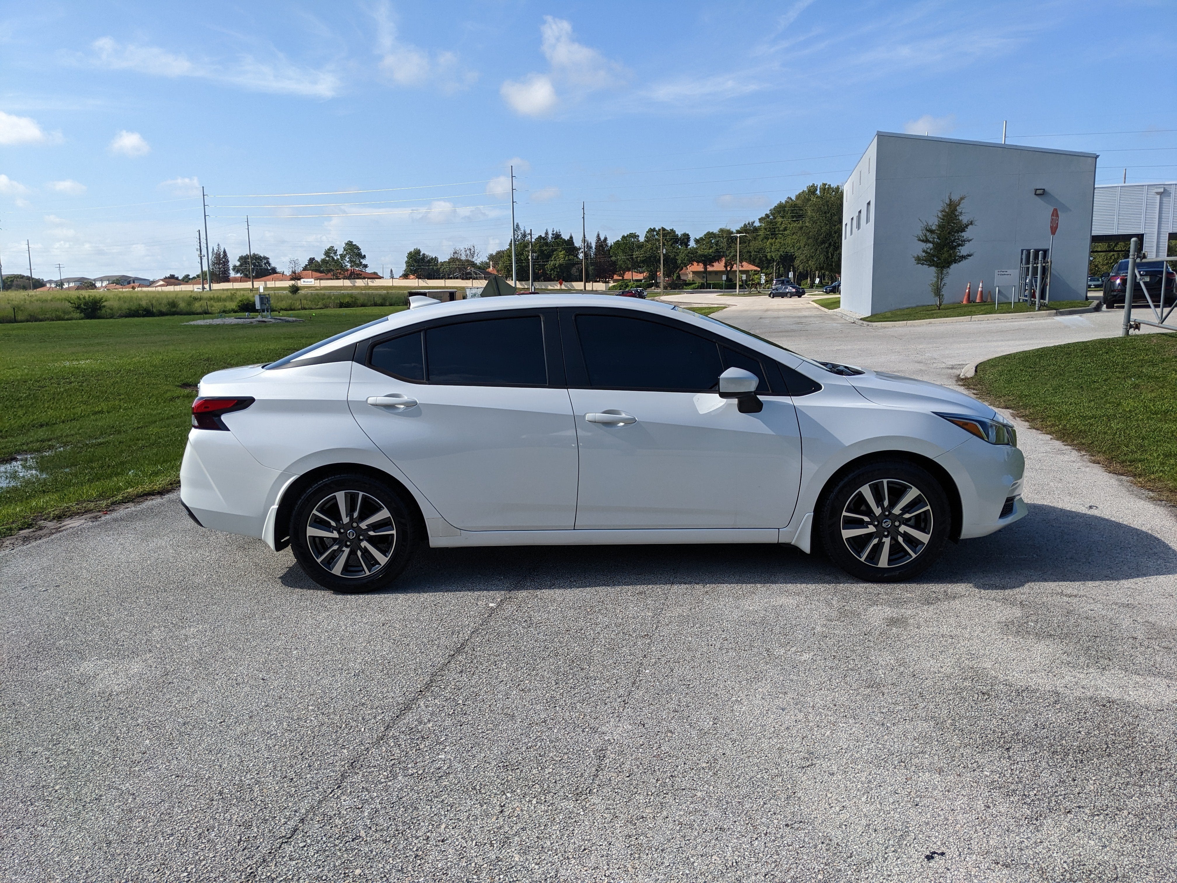 2022 Nissan Versa SV