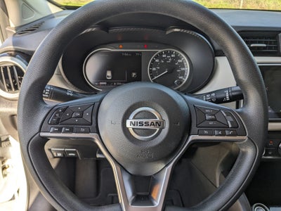2022 Nissan Versa SV