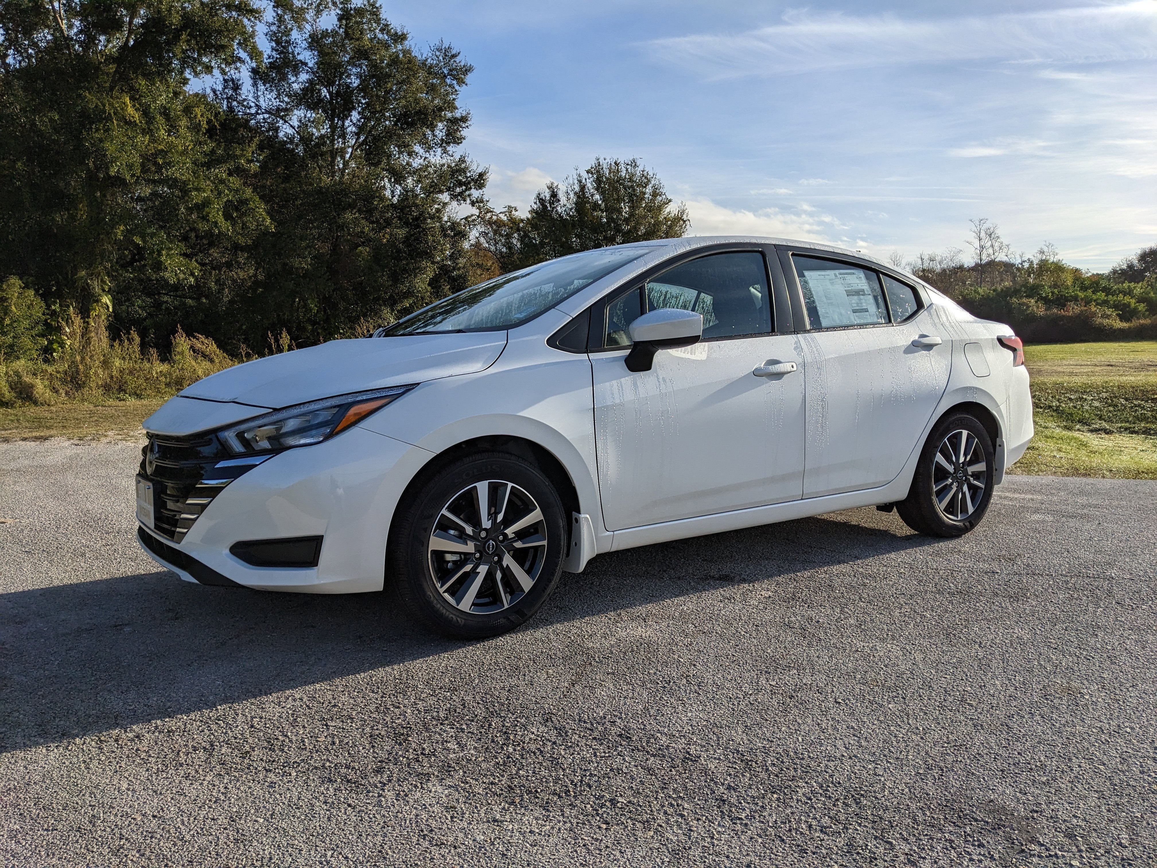 2025 Nissan Versa SV