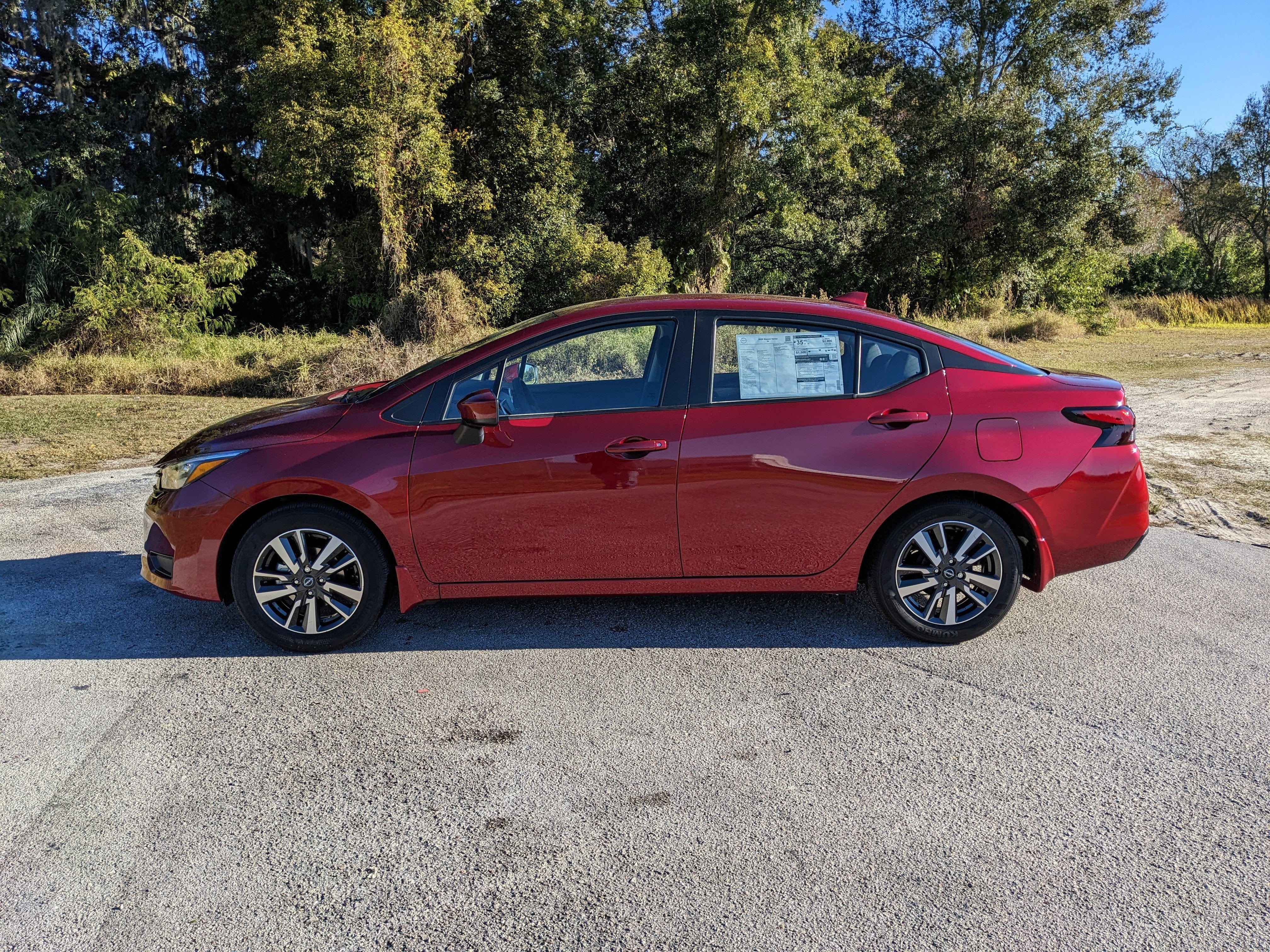 2025 Nissan Versa SV