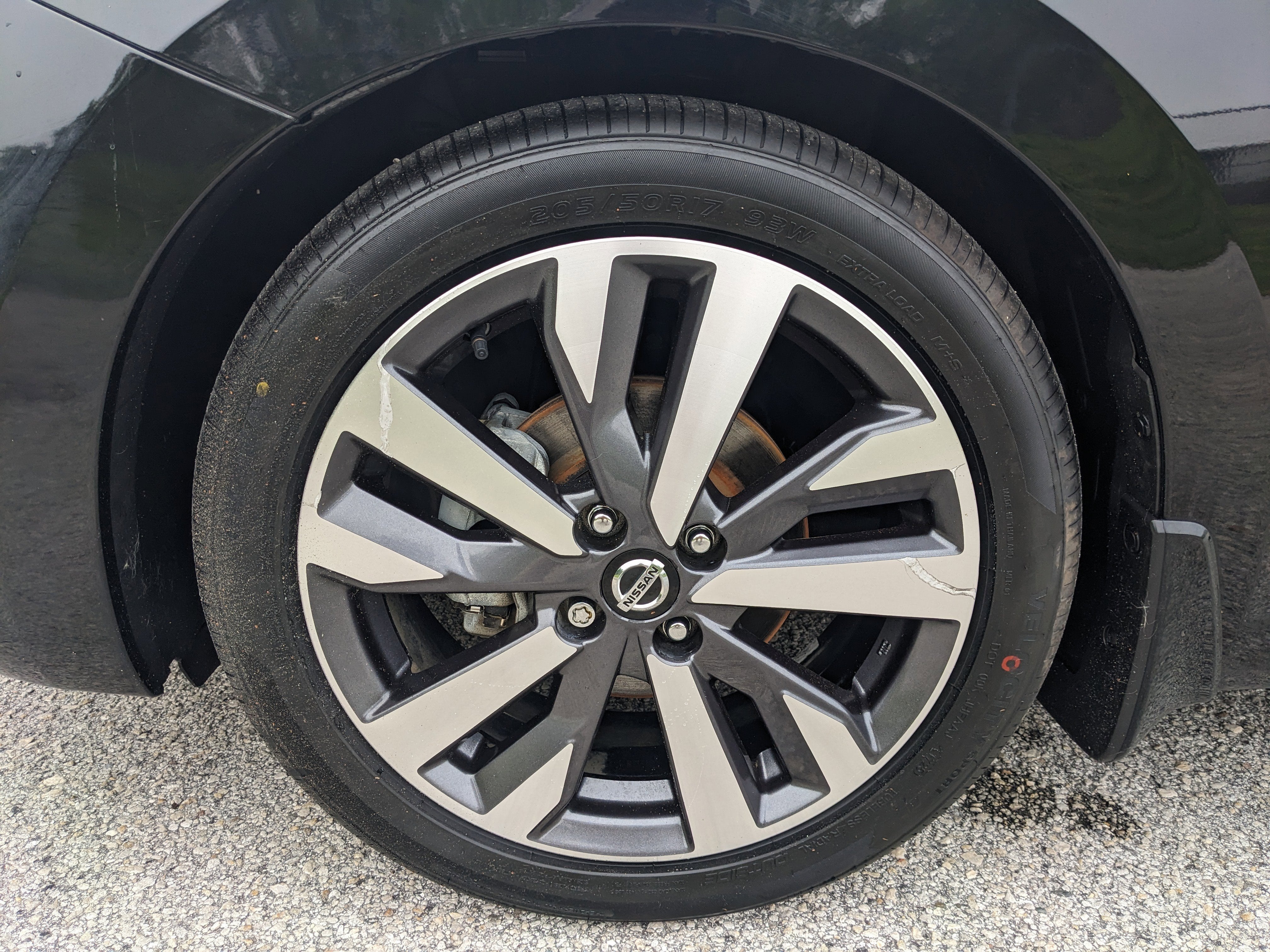 2020 Nissan Versa SR