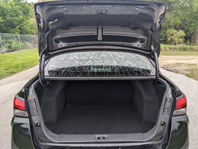 2020 Nissan Versa SR