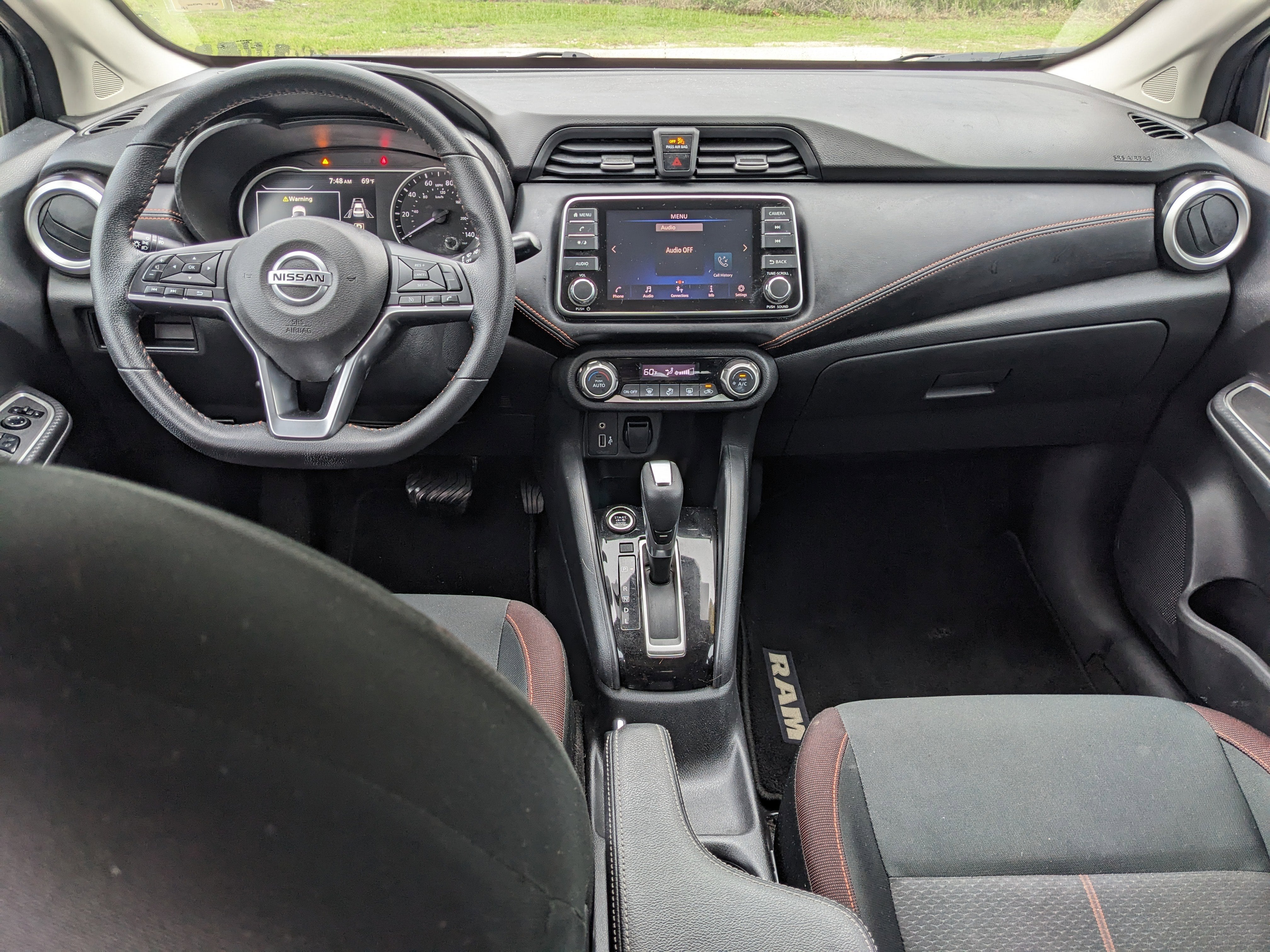 2020 Nissan Versa SR