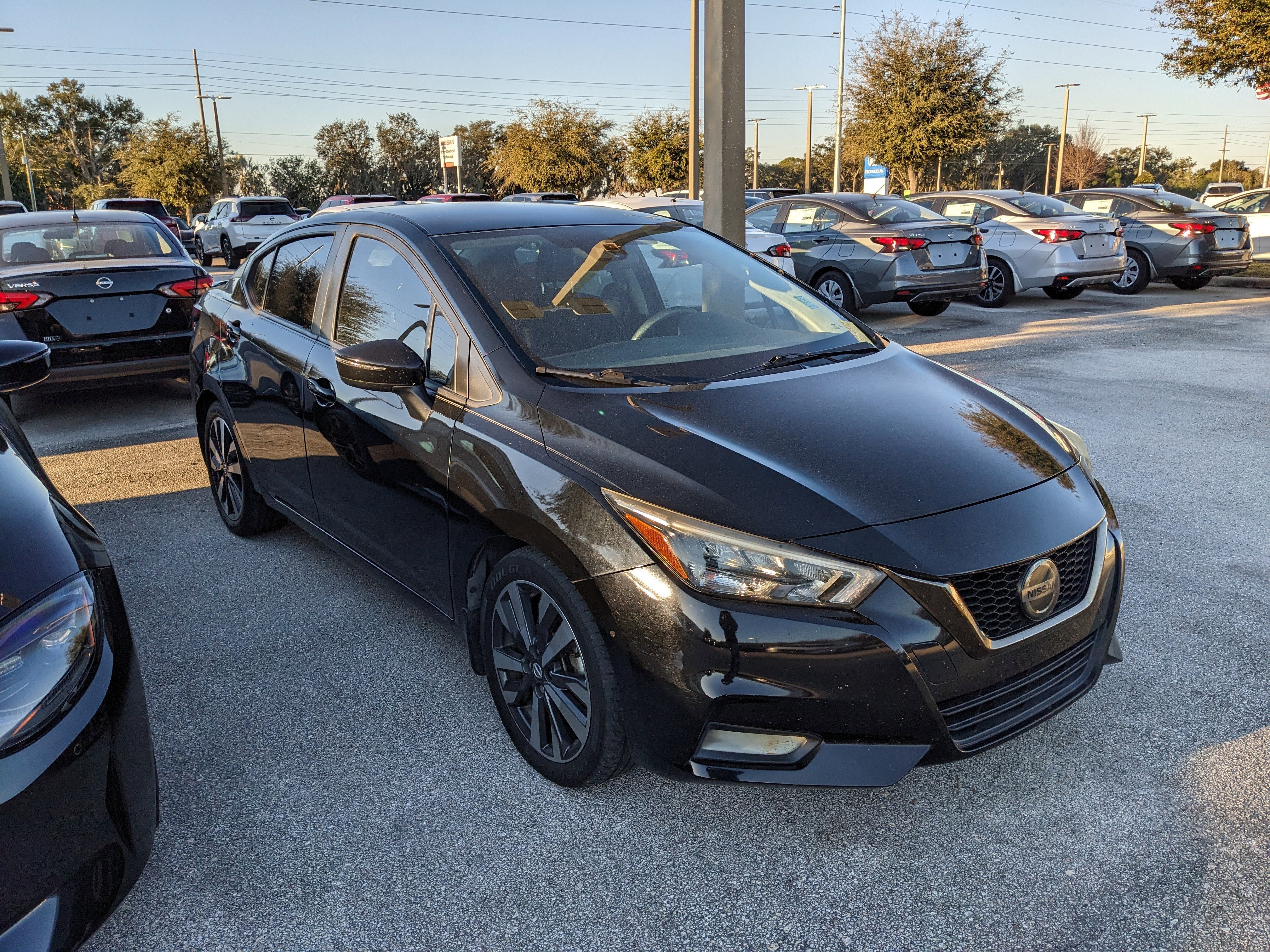 2020 Nissan Versa SR