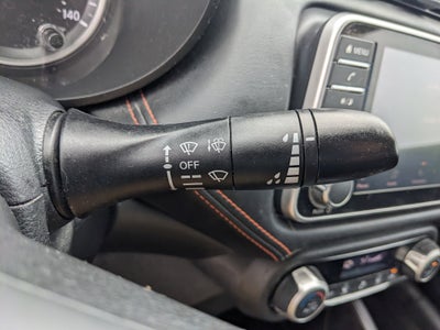 2020 Nissan Versa SR